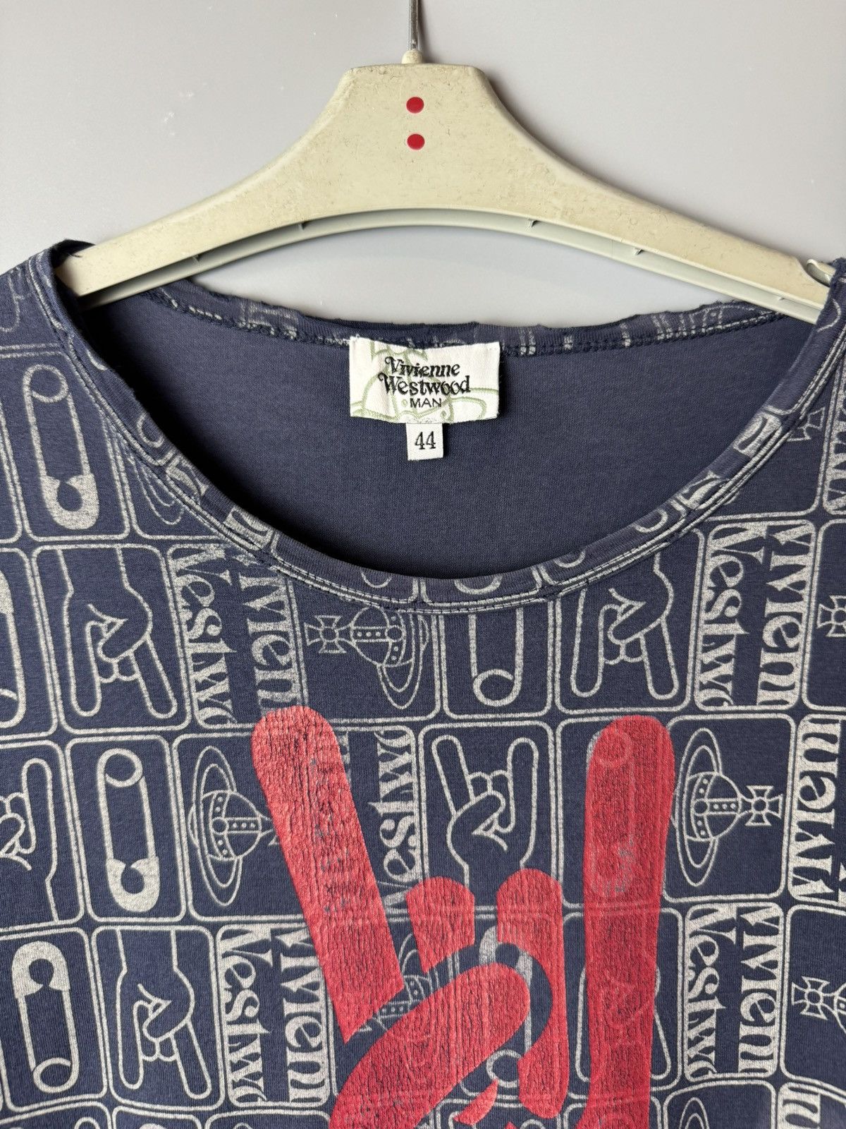Vivienne Westwood Vivienne Westwood Safety Pin Rock Tee Fullprint Size US M / EU 48-50 / 2 - 2 Thumbnail