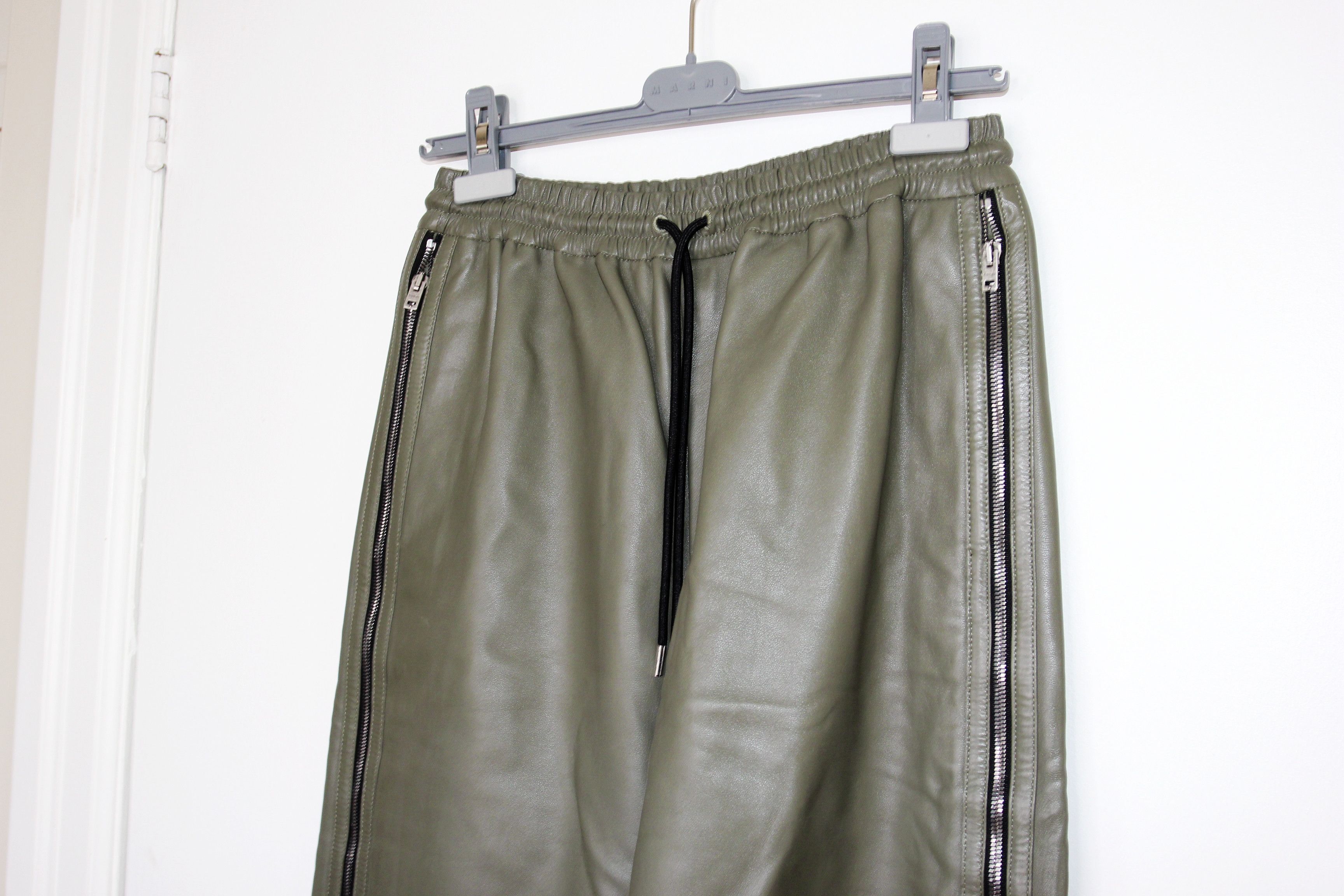 Acne Studios BNWT SS25 ACNE STUDIOS LEATHER PANTS 46 Size US 30 / EU 46 - 4 Thumbnail