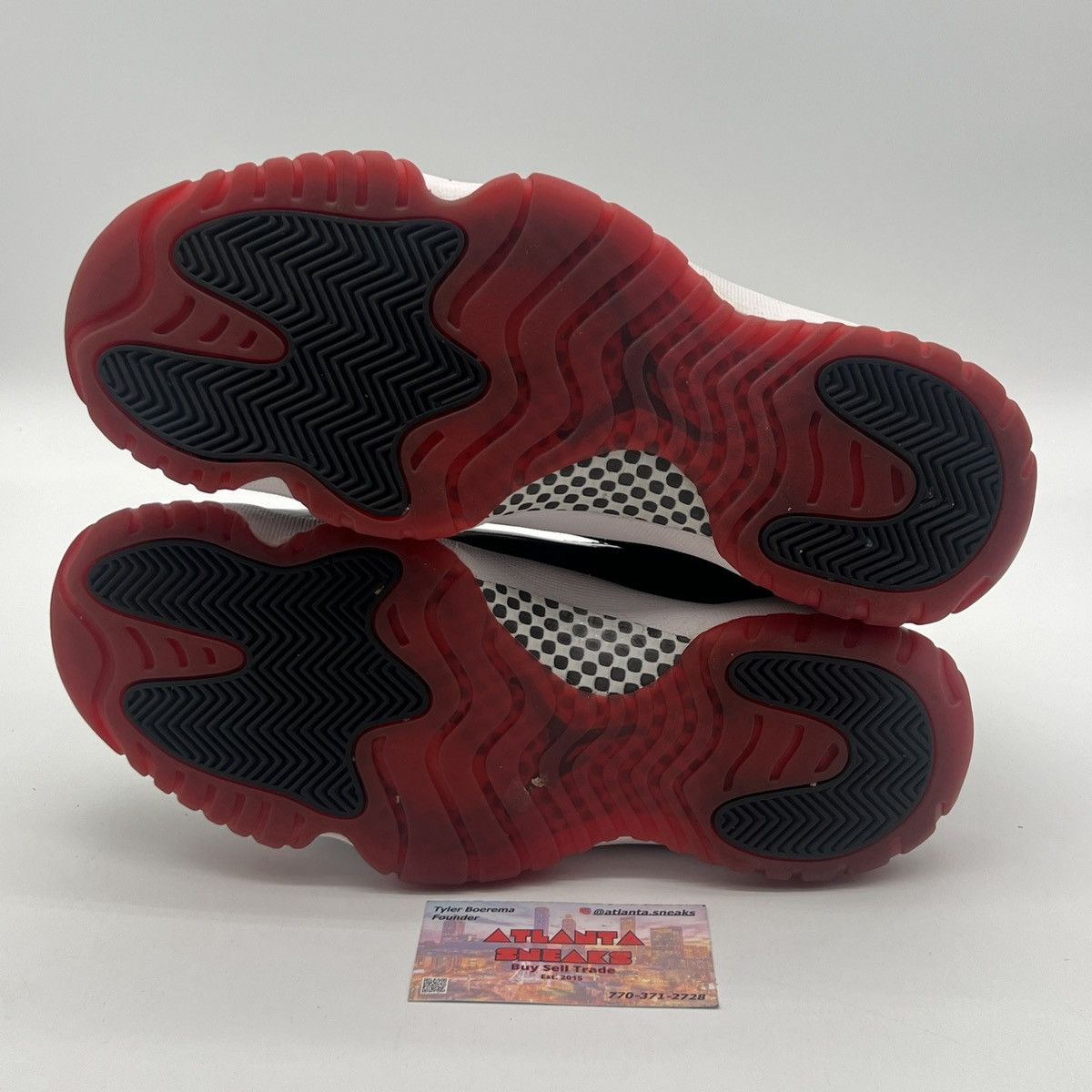 Jordan Brand Air Jordan 11 Bred Size US 10 / EU 43 - 7 Thumbnail