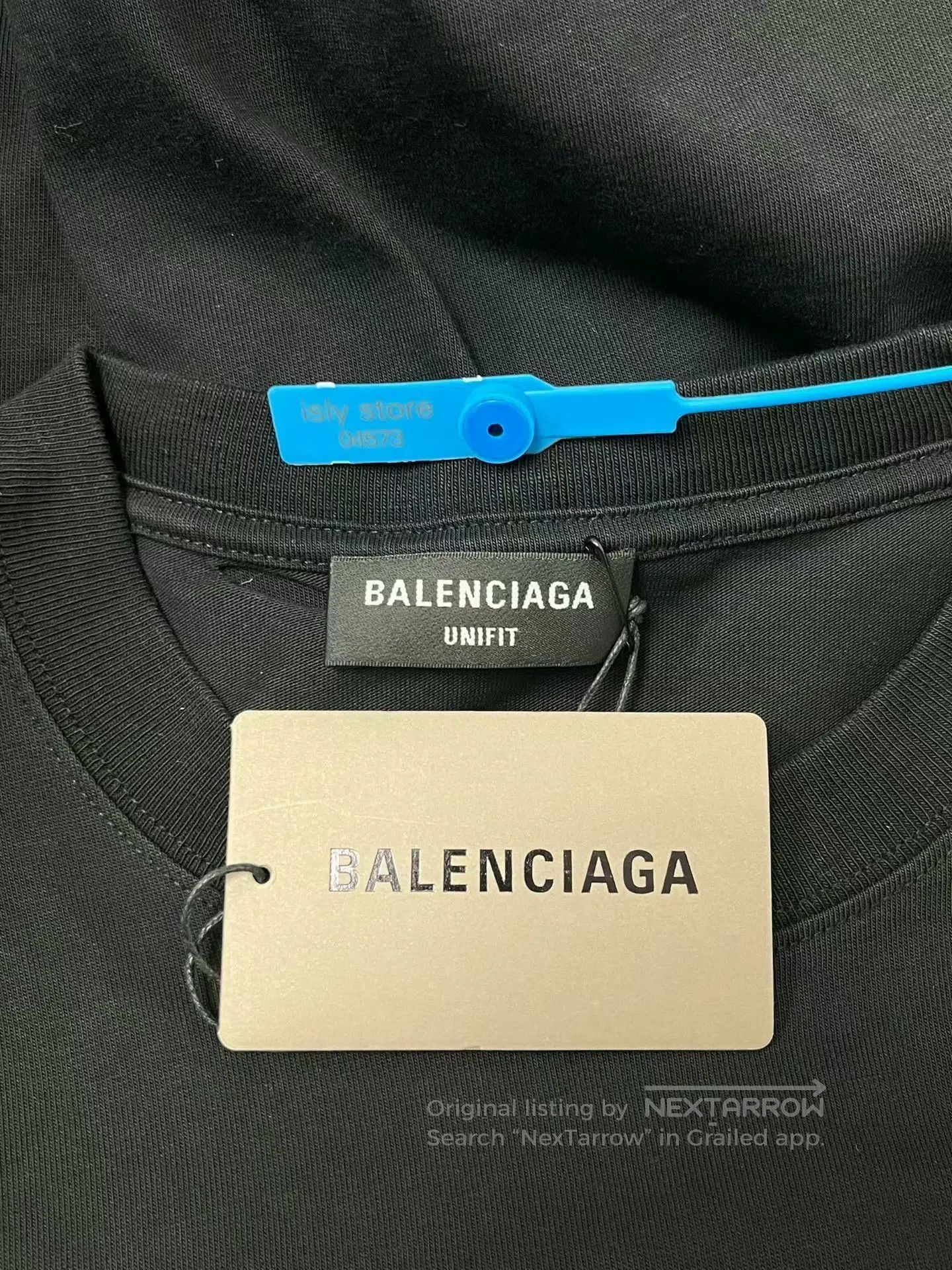 Balenciaga Balenciaga Letter Print Hole Round Neck T-Shirt. Size US XS / EU 42 / 0 - 5 Thumbnail