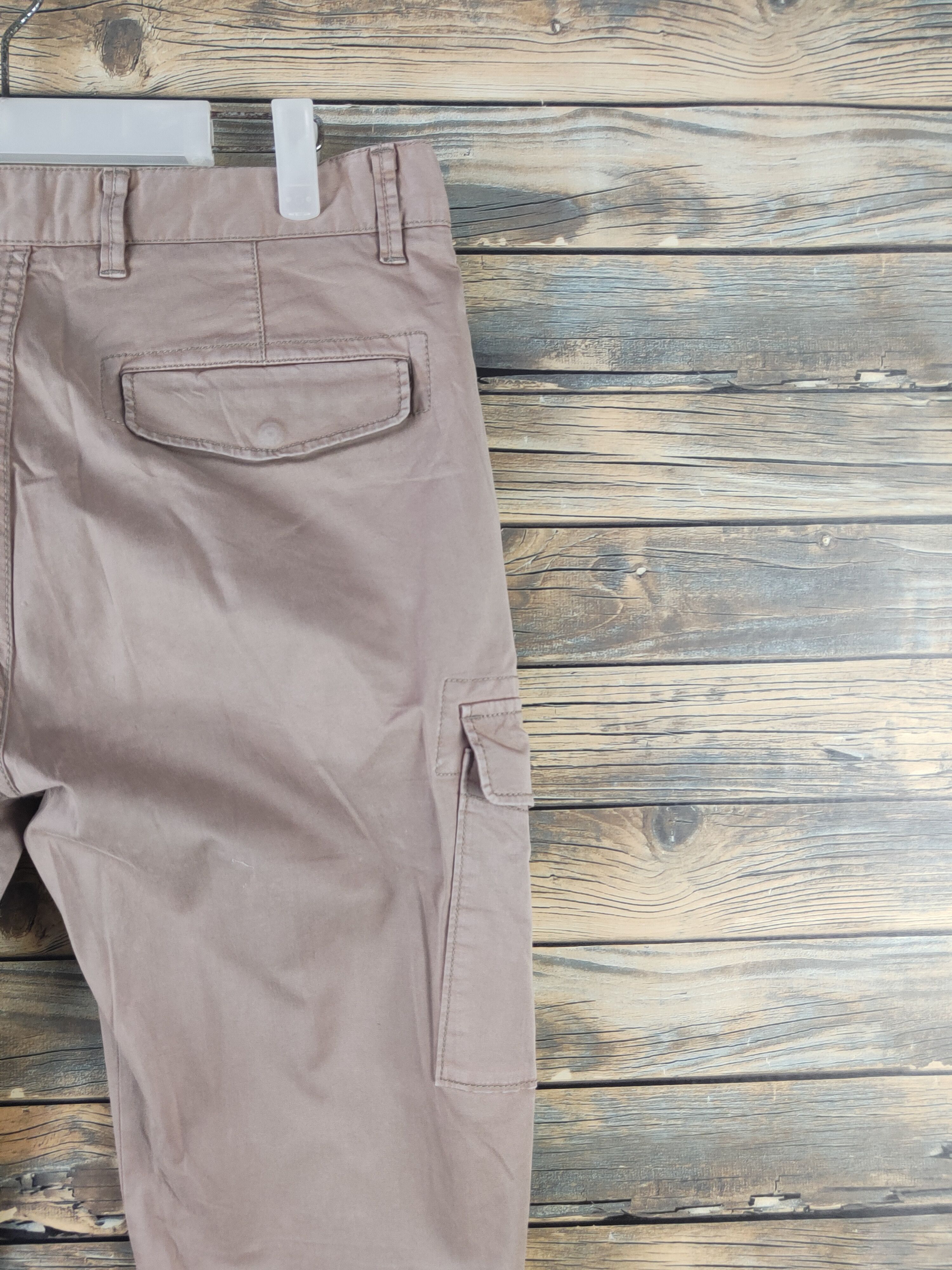 Japanese Brand DL Uniqlo Beige Multipocket Cargo Pants #1908 Size 32" / US 10 / IT 46 - 10 Thumbnail