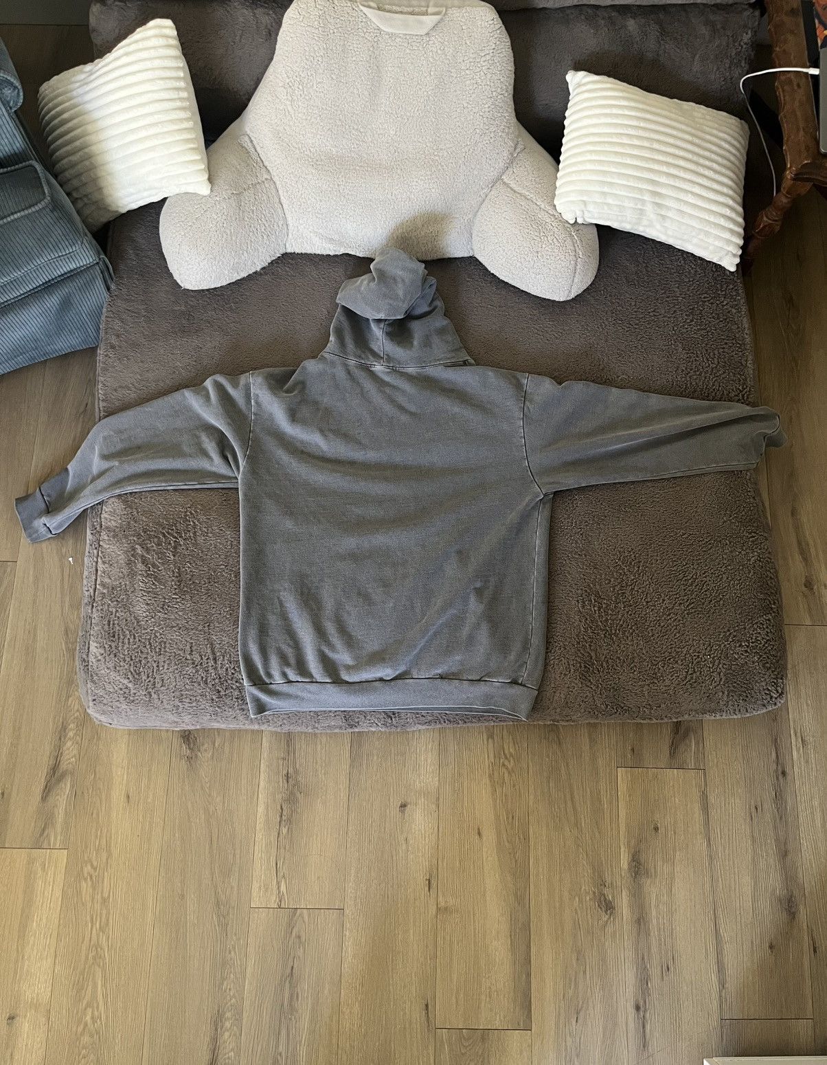 Other Large Grey Hoodie Size US L / EU 52-54 / 3 - 2 Thumbnail