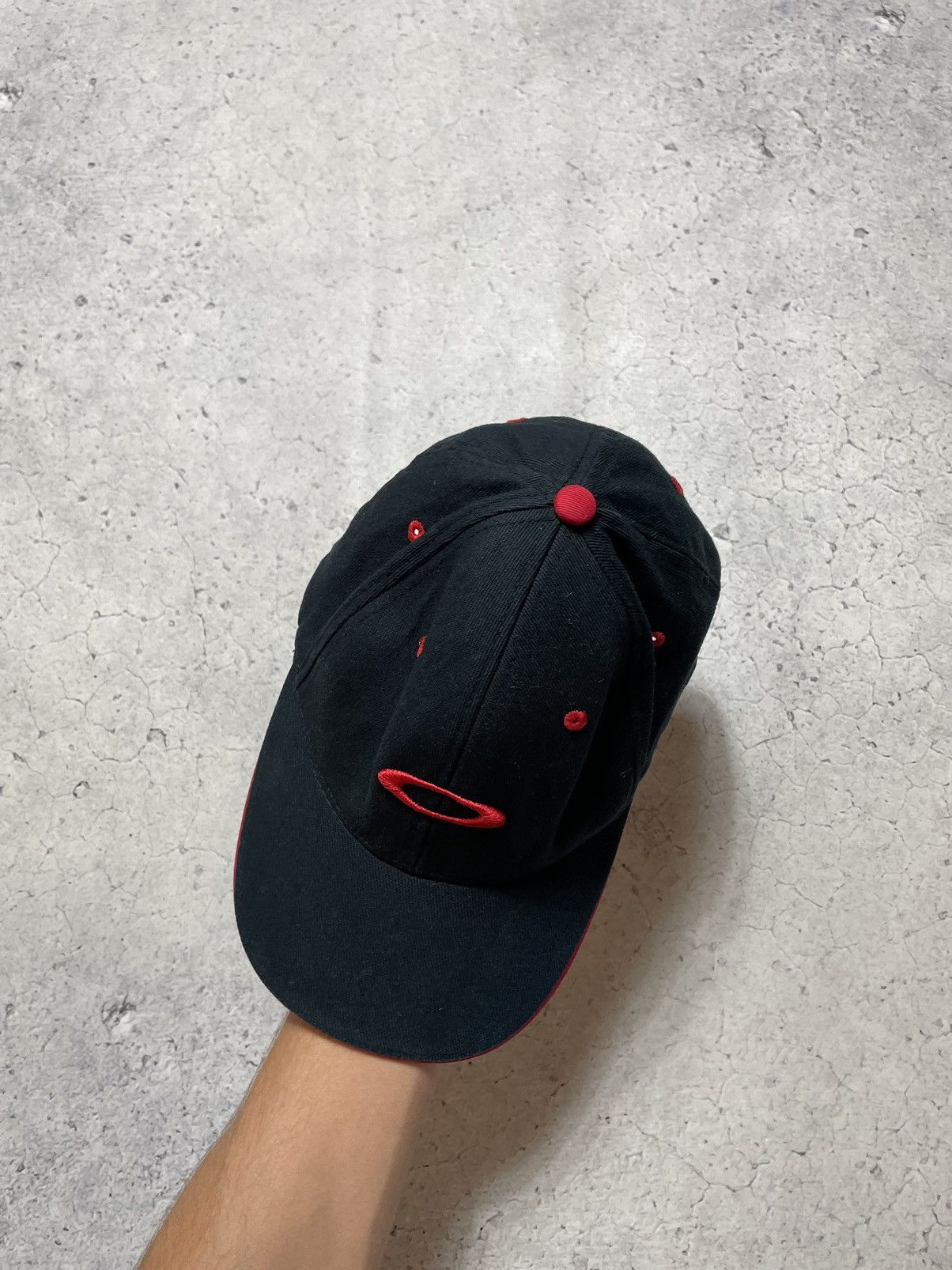 Oakley × Vintage Vintage Oakley Big Logo Gorpcore Cap Size ONE SIZE - 7 Thumbnail