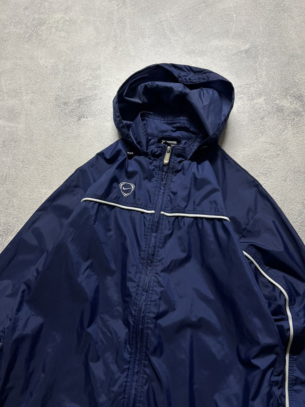Vintage Vintage Y2K Nike Nylon Mini Logo Jacket 00’s Size US M / EU 48-50 / 2 - 1 Thumbnail