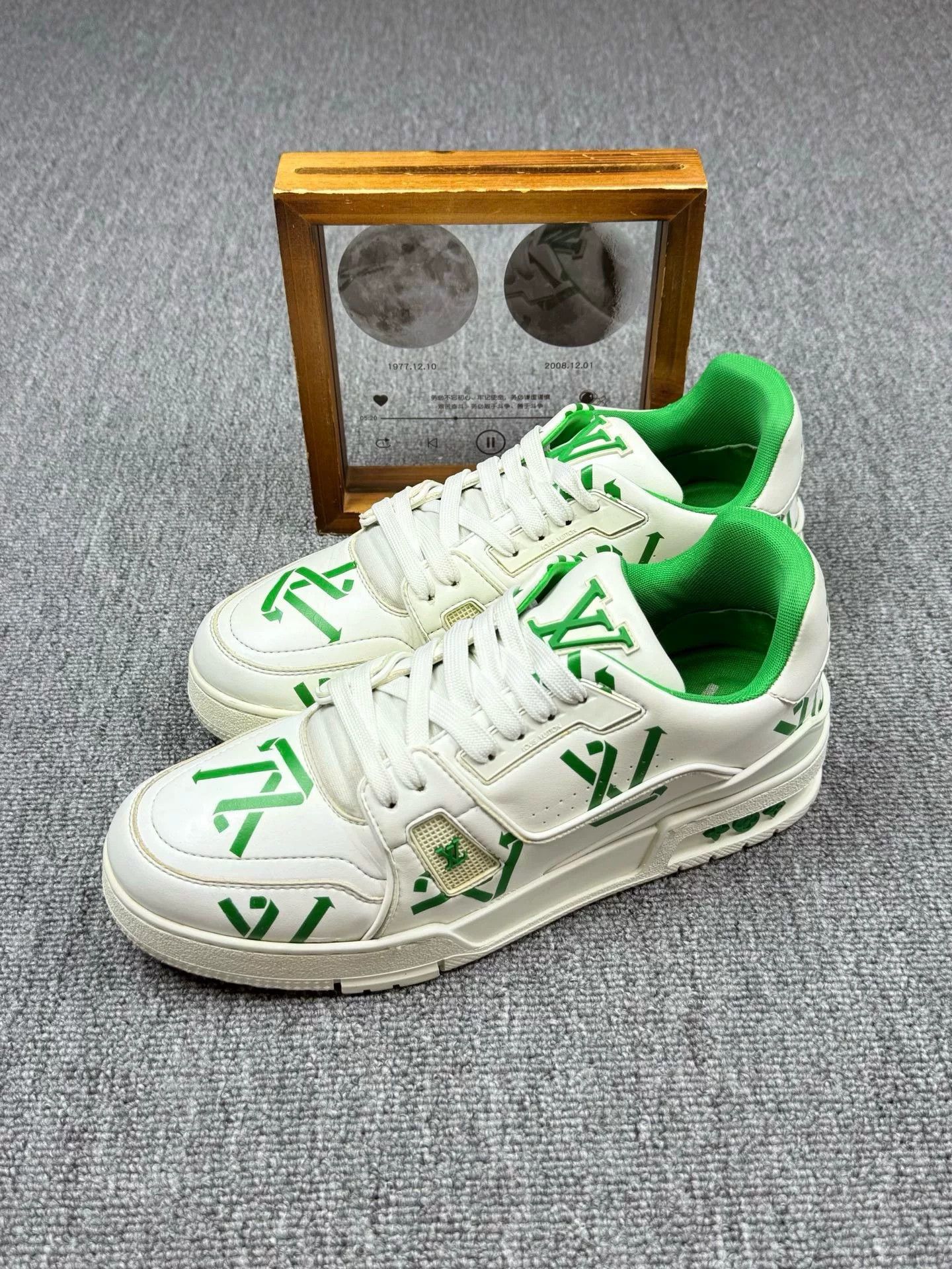 Louis Vuitton Louis Vuitton Training Green Lowtop Sneakers 7 Men Size US 7 / EU 40 - 1 Thumbnail