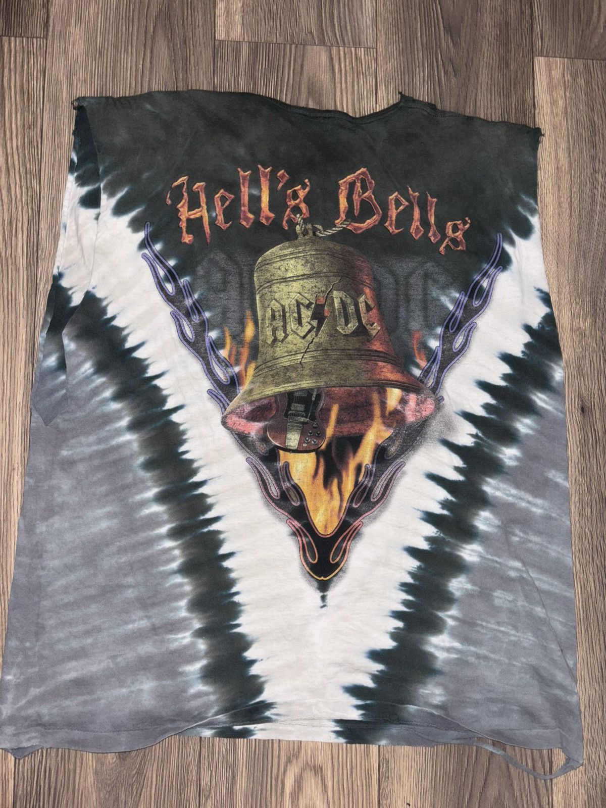 AC/DC Vintage AC/DC Distressed Tee Size US XL / EU 56 / 4 - 2 Thumbnail