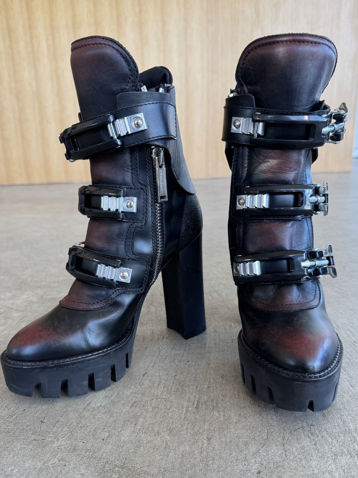 Dsquared2 Dsquared2 RARE ORIGINAL Ski Boot Size US 9 / IT 39 - 2 Thumbnail
