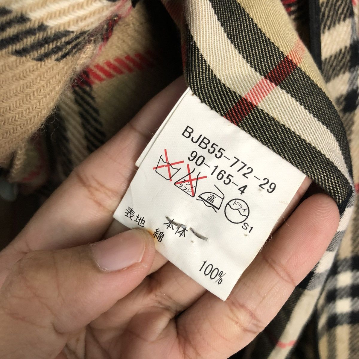 Burberry 🔥VINTAGE LONG TRENCH COAT BURBERRY LONDON NOVA CHECK LINING Size US M / EU 48-50 / 2 - 21 Thumbnail