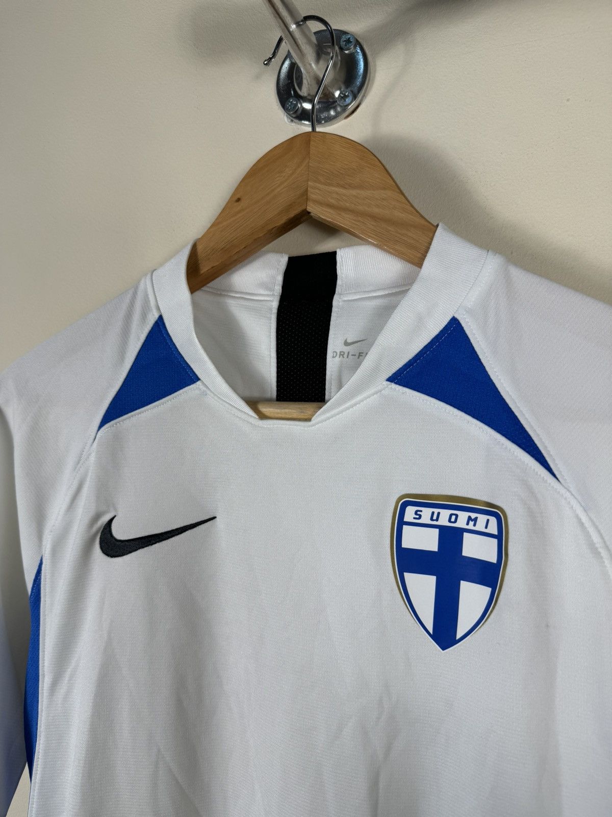 Nike Nike FINLAND Suomi 2019/2020 Home Jersey National Team Kit Size US M / EU 48-50 / 2 - 2 Thumbnail