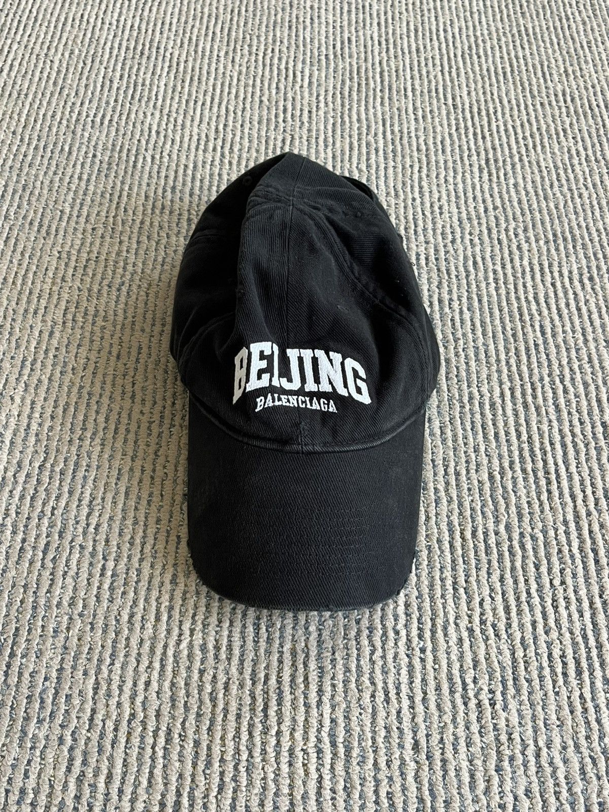 Balenciaga blncg Speed embroidered cap