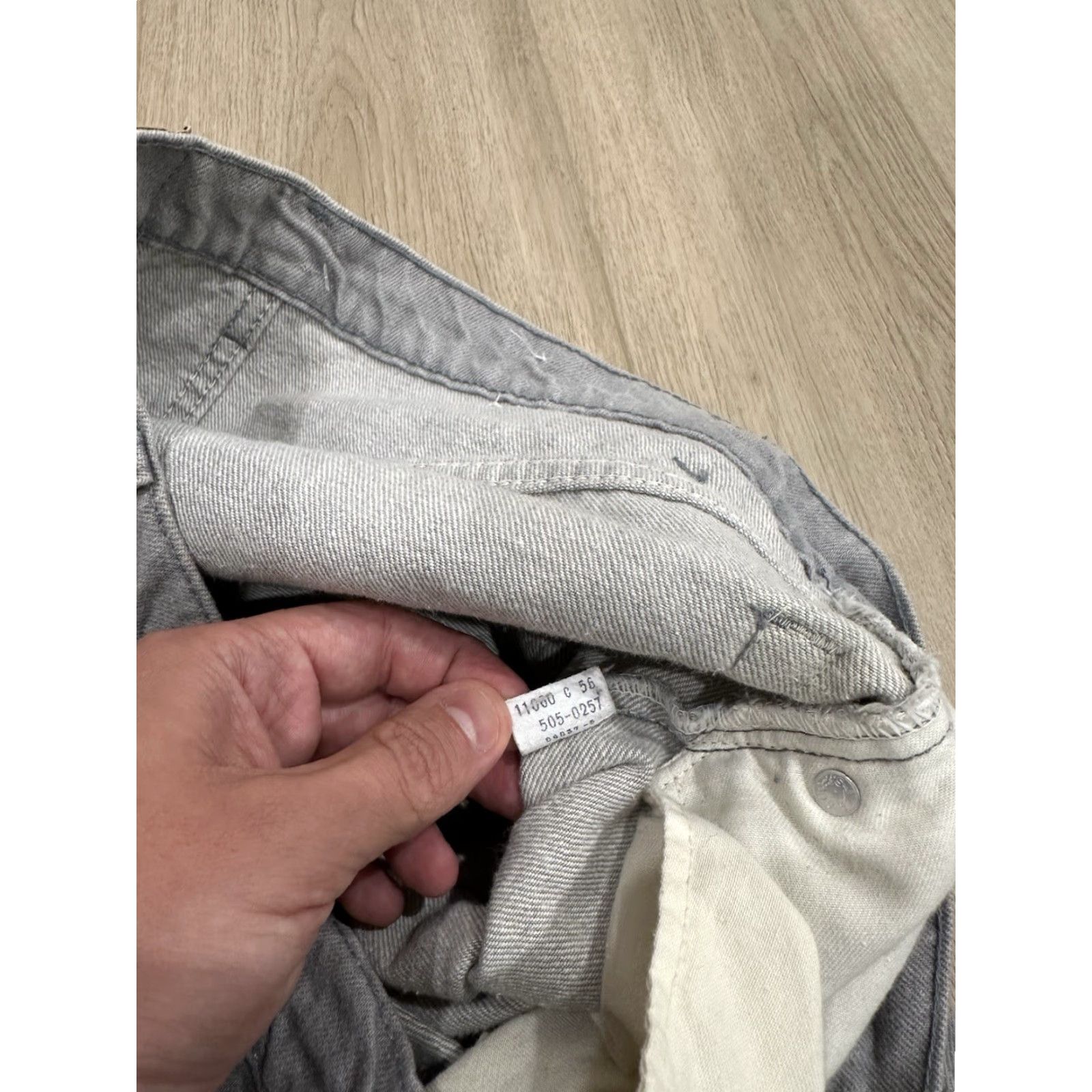 Levi's VINTAGE Levi's Jeans 505 Gray Denim 34x32 Regular Mens Levi's 505 Straight 80s USA Red Tab 34 32 Size US 34 / EU 50 - 7 Thumbnail