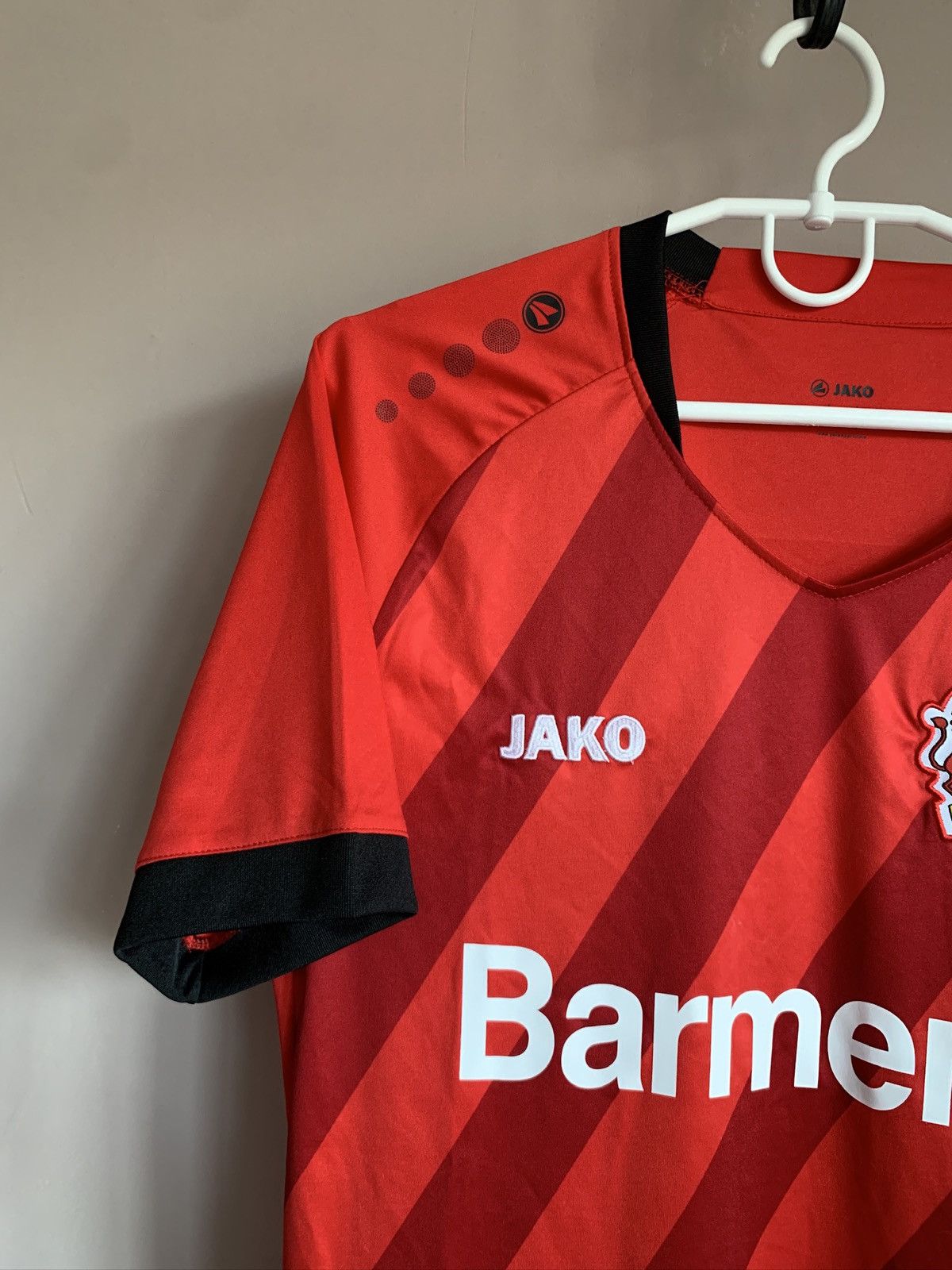 Other Bayer Leverkusen Home Football Shirt Jako Soccer Jersey Sz M Size US M / EU 48-50 / 2 - 3 Thumbnail