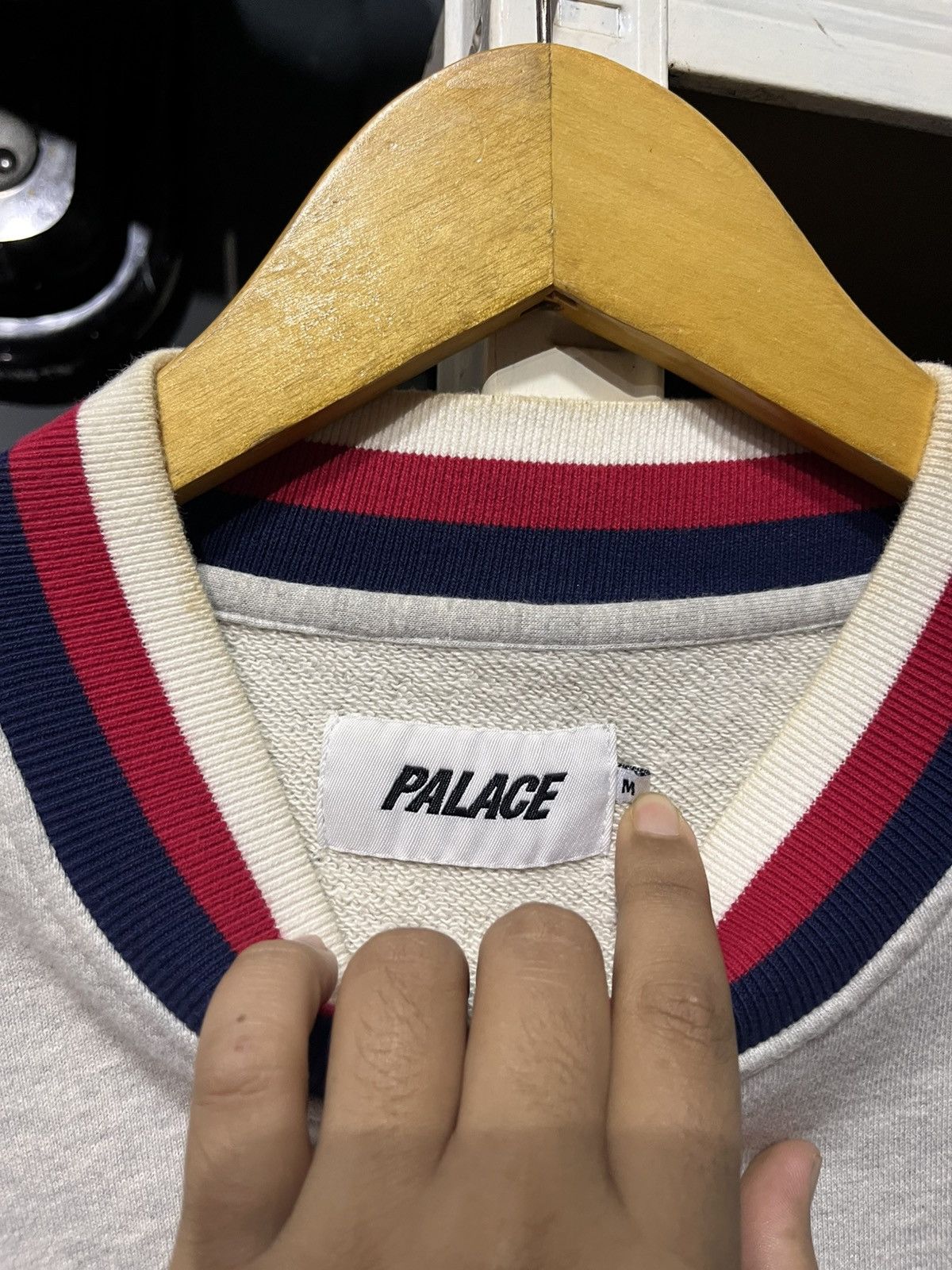 Palace Palace Crewneck Logo Size US XL / EU 56 / 4 - 2 Thumbnail