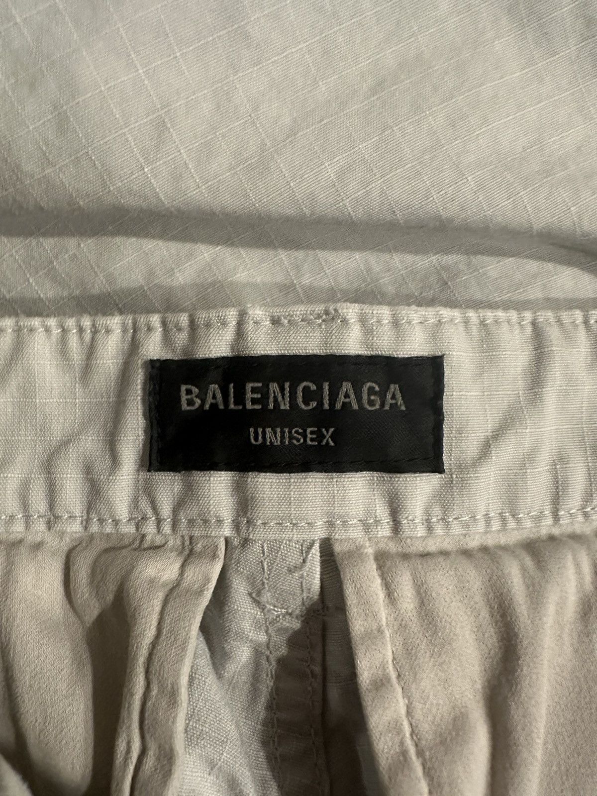 Balenciaga Balenciaga 2023 large fit cargo pants Size US 28 / EU 44 - 3 Thumbnail