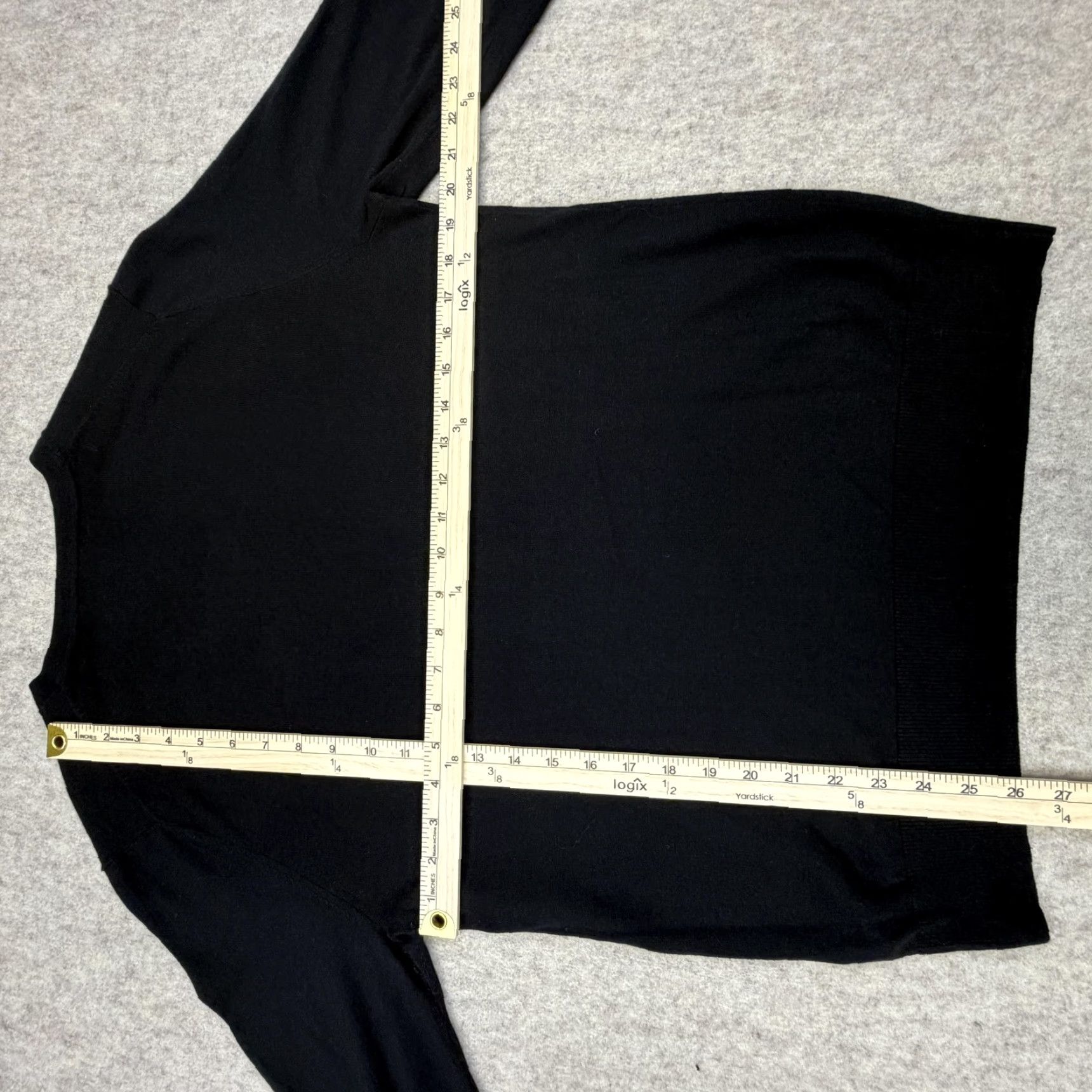 Banana Republic Banana Republic Sweater M Black Silk Cashmere Blended Men V-Neck Pullover Lightweight Knit Carded Solid Pattern Modern Size US M / EU 48-50 / 2 - 7 Thumbnail