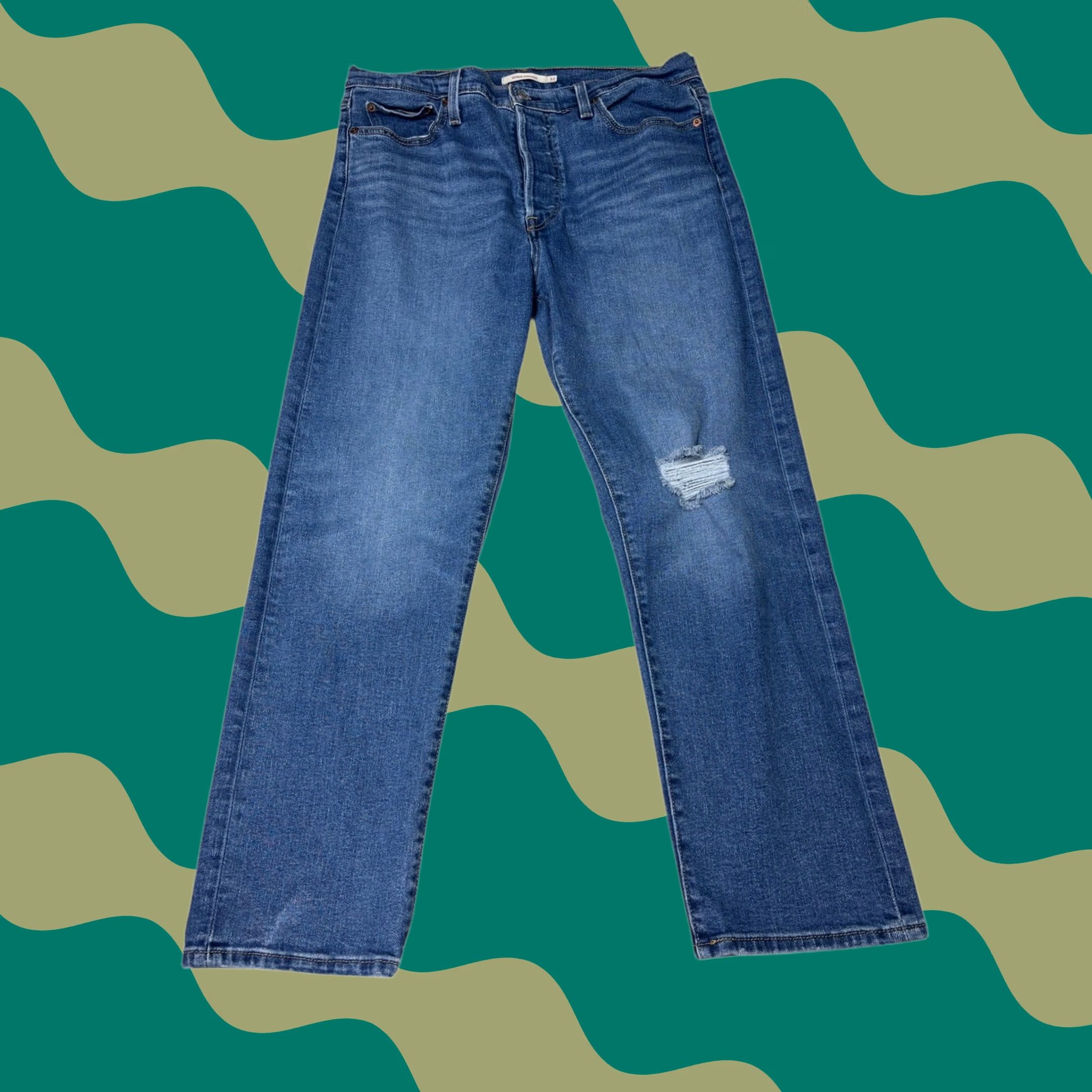 CO Levi Strauss Co Wedgie Straight Jeans Medium Wash Distressed Button Fly 32x28 Size 24" / US 00 / IT 34 - 1 Thumbnail