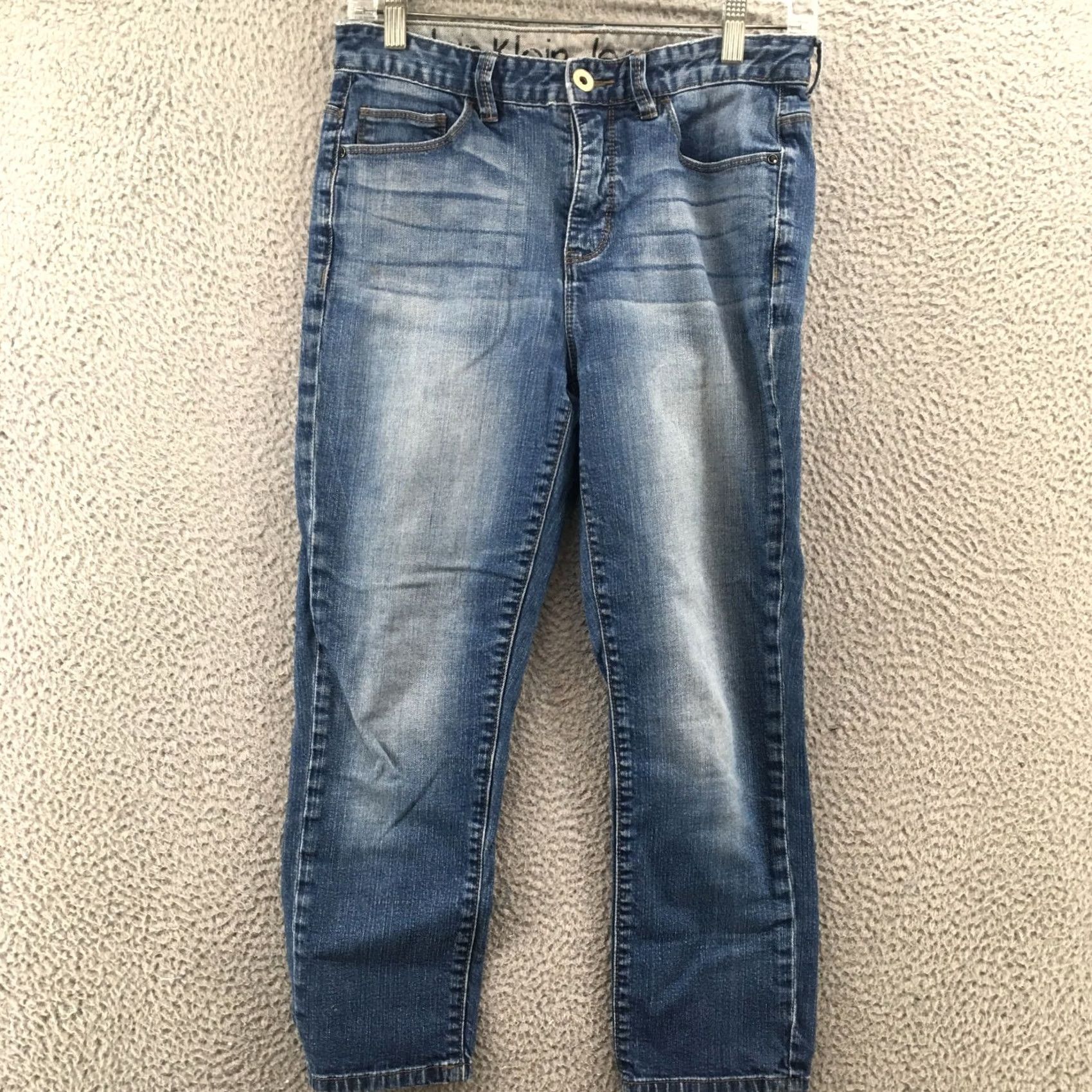 Calvin Klein Calvin Klein Capri Jeans Womens Jeans Capri 28x23.5 Blue Denim Mid Rise Med Wash (Regular) Womens Size 28" / US 6 / IT 42 - 2 Thumbnail