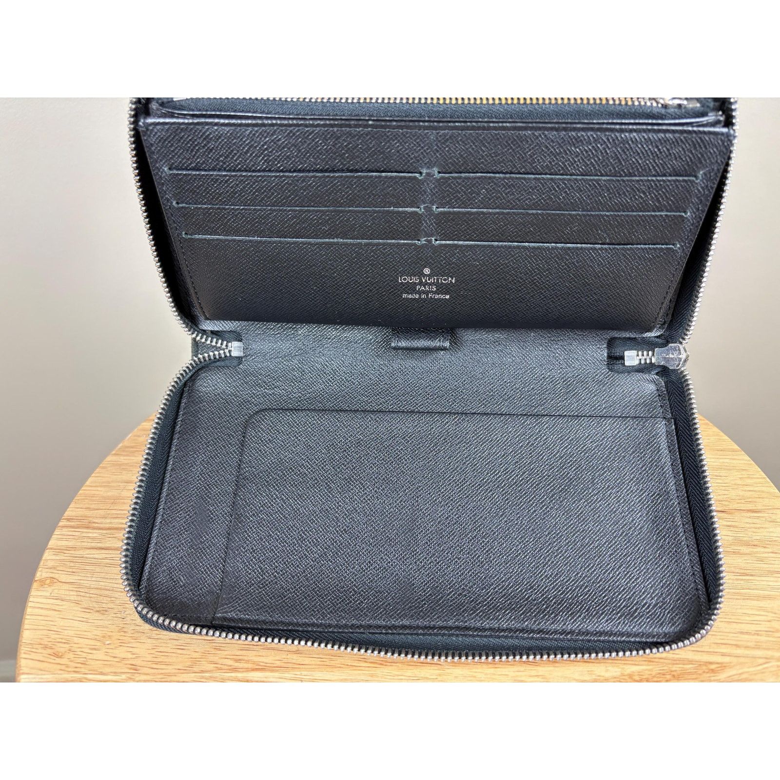 Louis Vuitton Authentic Louis Vuitton Black Epi Zippy Zip Around Wallet Size ONE SIZE - 7 Thumbnail