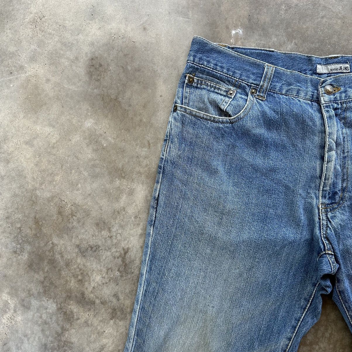 Japanese Brand Vintage Japanese Distressed Faded Denim Jean Pant W36 Size US 36 / EU 52 - 4 Thumbnail