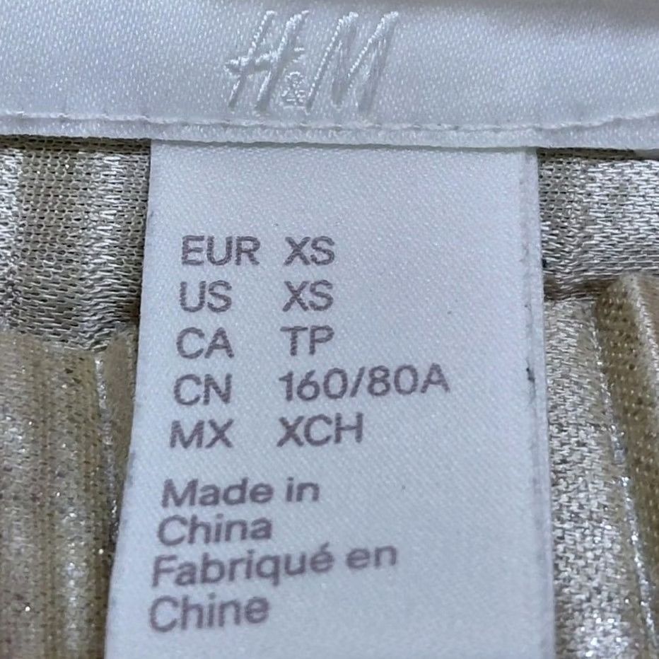 H&M H&M Metallic Long Sleeve Top Silver Solid Knit Women XS Crew Neck Pullover Blouse Size XS / US 0-2 / IT 36-38 - 3 Thumbnail