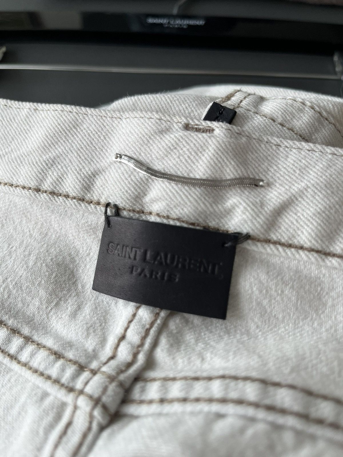 Hedi Slimane × Saint Laurent Paris × Yves Saint Laurent Super Runway Saint Laurent D31 Denim Jeans Brand New Size US 33 - 2 Thumbnail