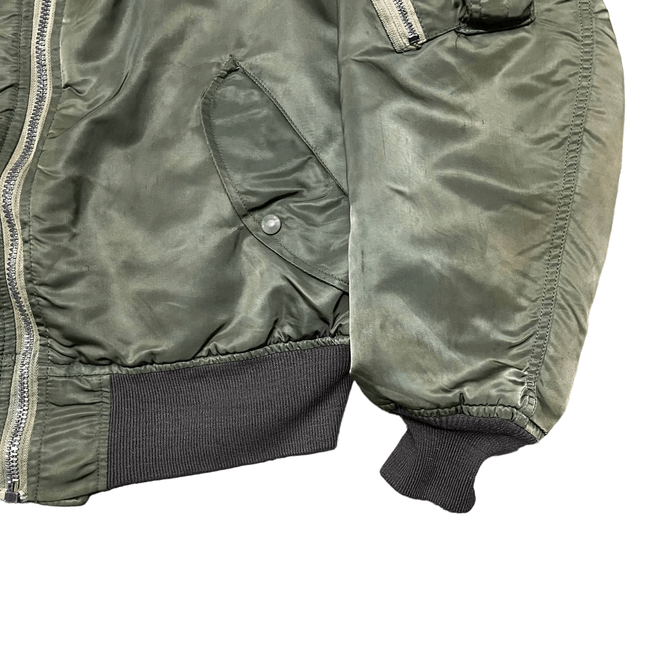 Avirex Vintage Avirex USA Ma1 Military Bomber Jacket USAF Size US XL / EU 56 / 4 - 8 Thumbnail