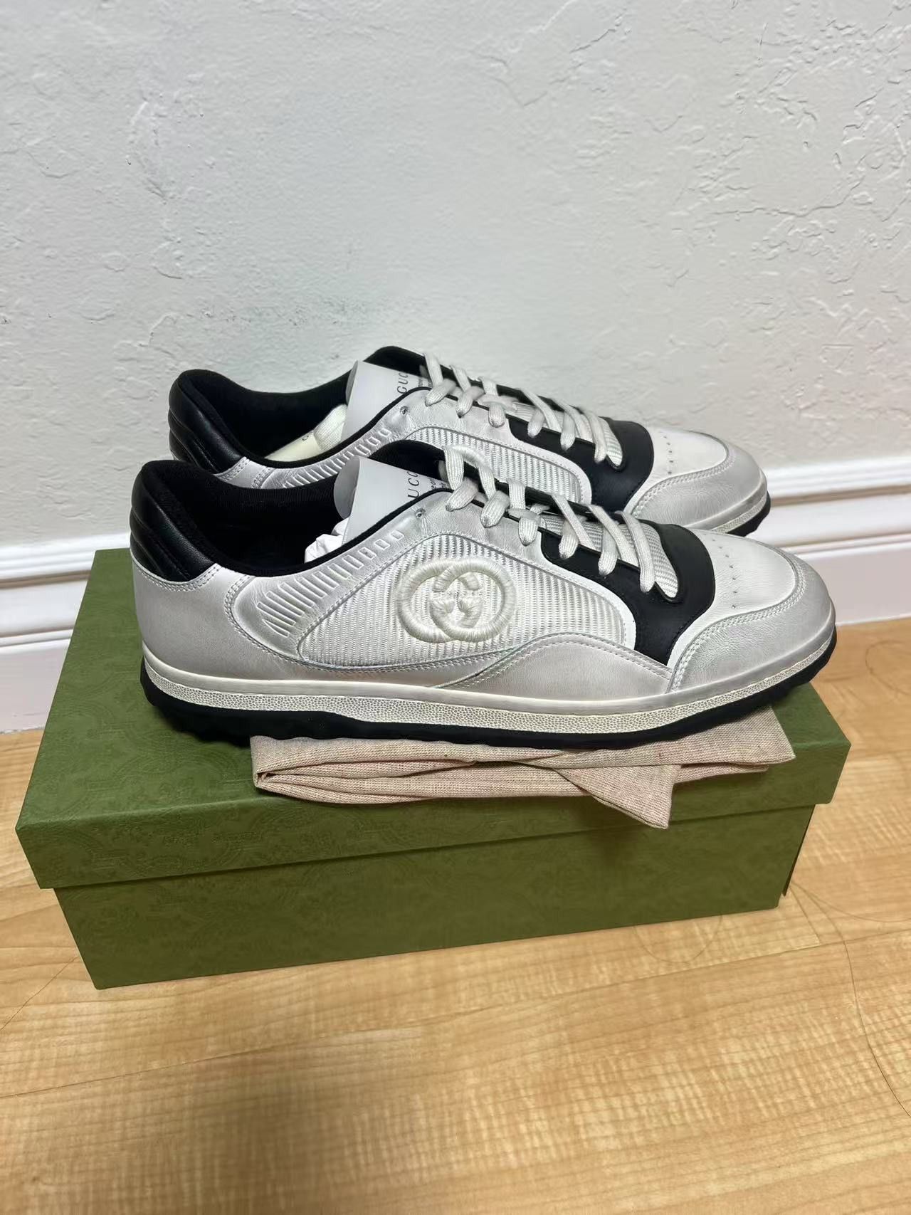 Gucci Gucci MAC80 Sneaker 'Off White Black' Size US 12 / EU 45 - 2 Thumbnail