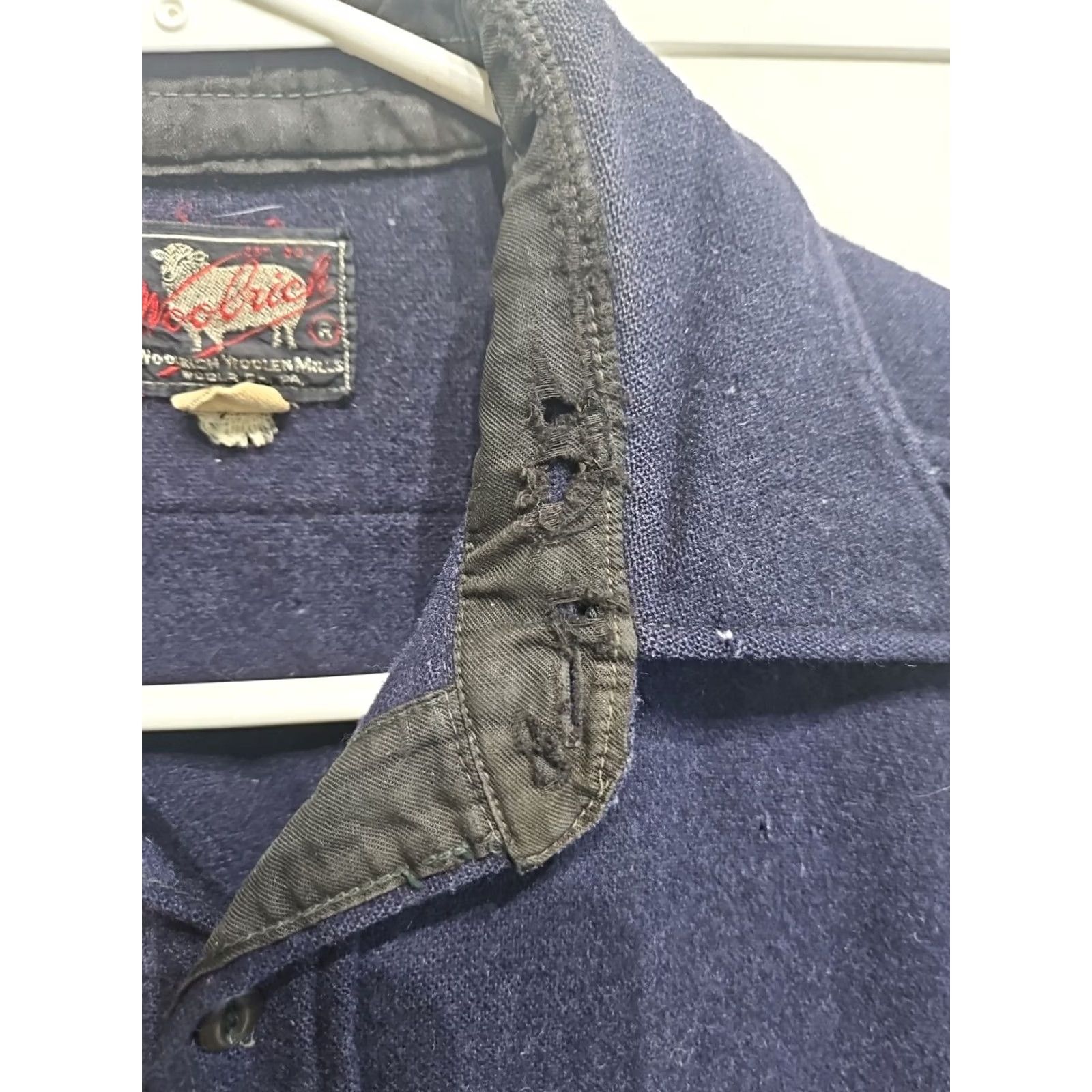 Vintage VINTAGE Woolrich Wool 100% Wool Field Mills Navy Blue Button Up Shirt Mens 15 RARE Size US M / EU 48-50 / 2 - 5 Thumbnail
