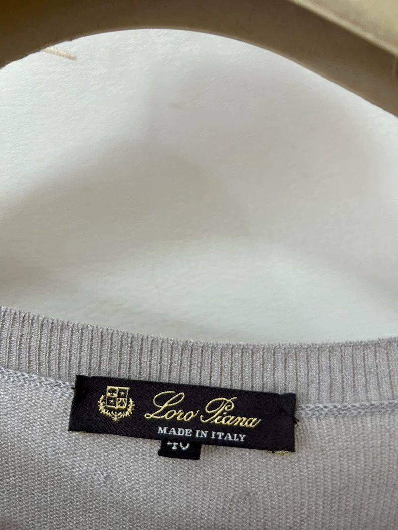 Loro Piana LORO PIANA A creamy white pure cashmere dress Size M / US 6-8 / IT 42-44 - 3 Thumbnail