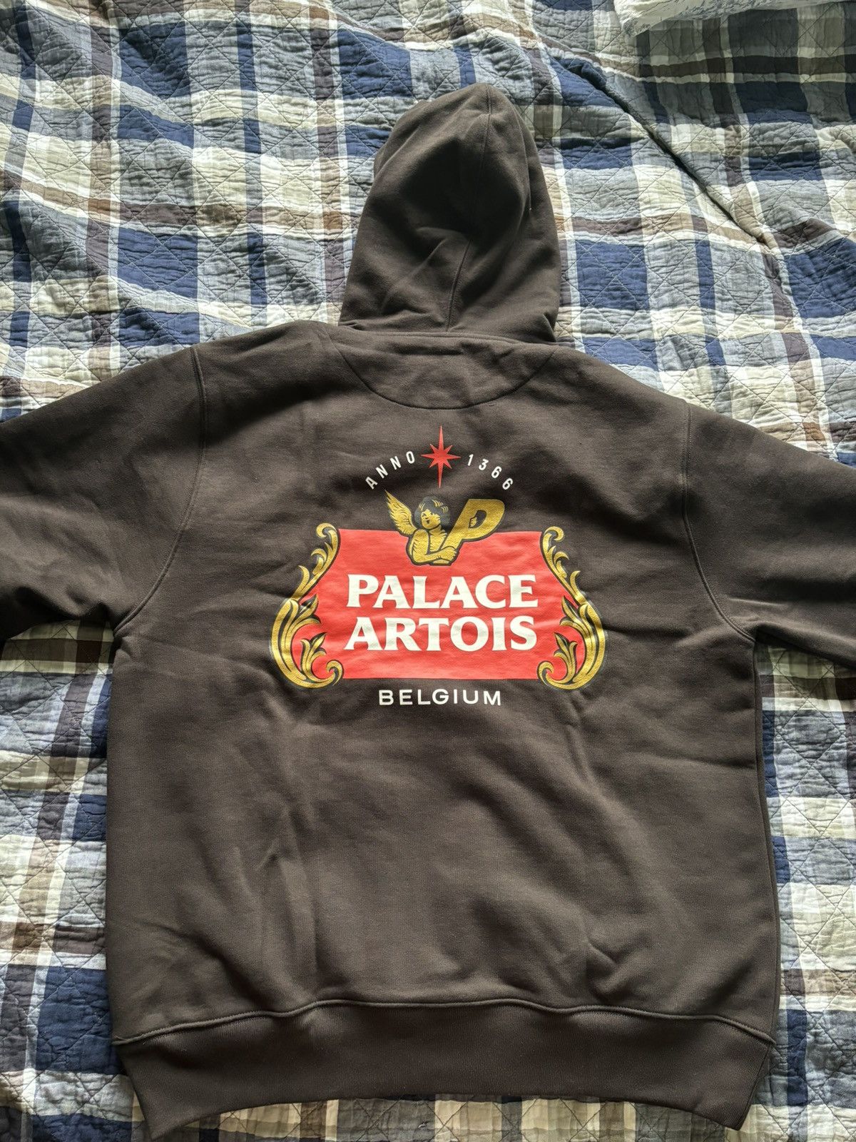 Palace Artois Hood black