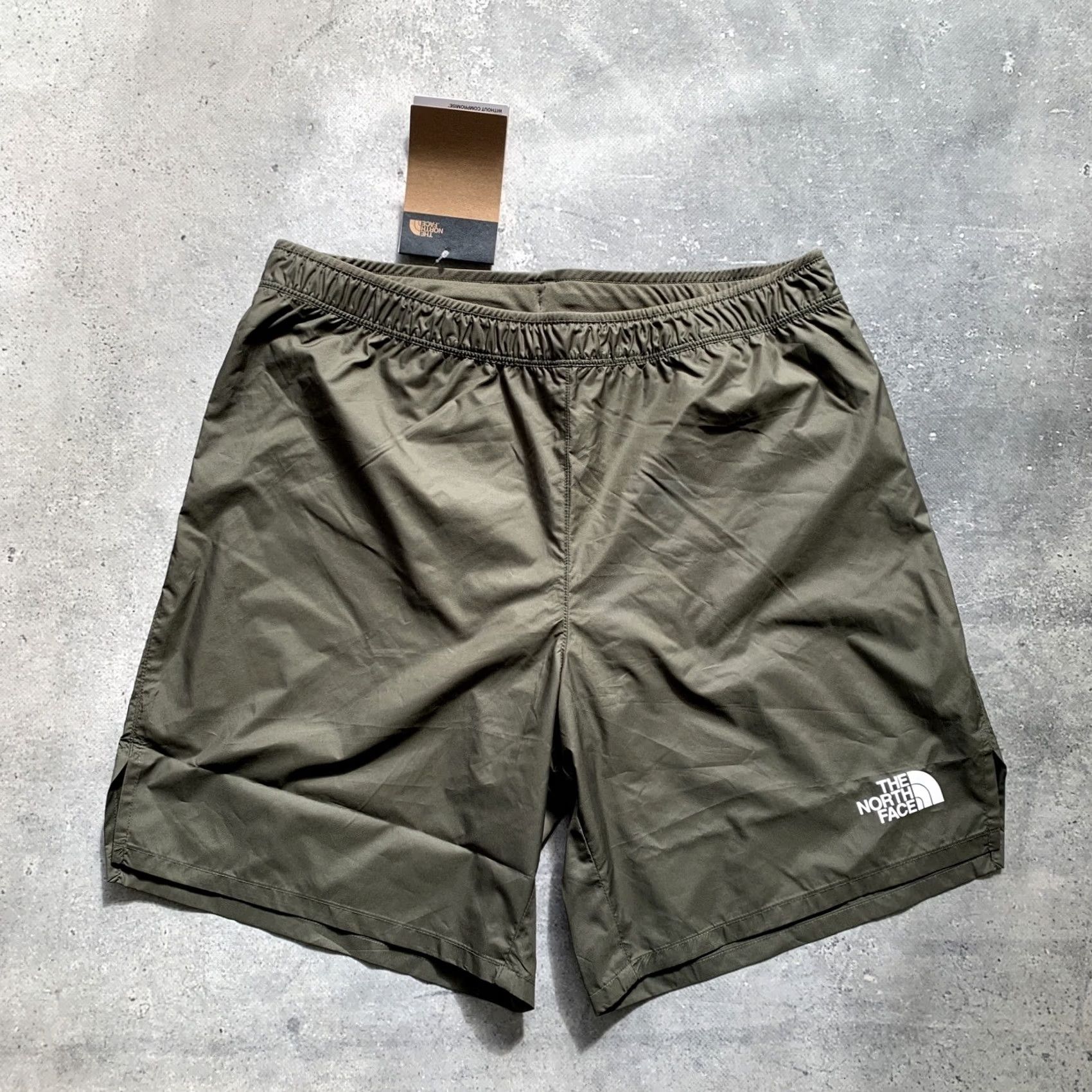 The North Face THE NORTH FACE LIMITLESS RUNNING SHORTS Men S Green Athletic Polyester Short Size US 29 - 3 Thumbnail