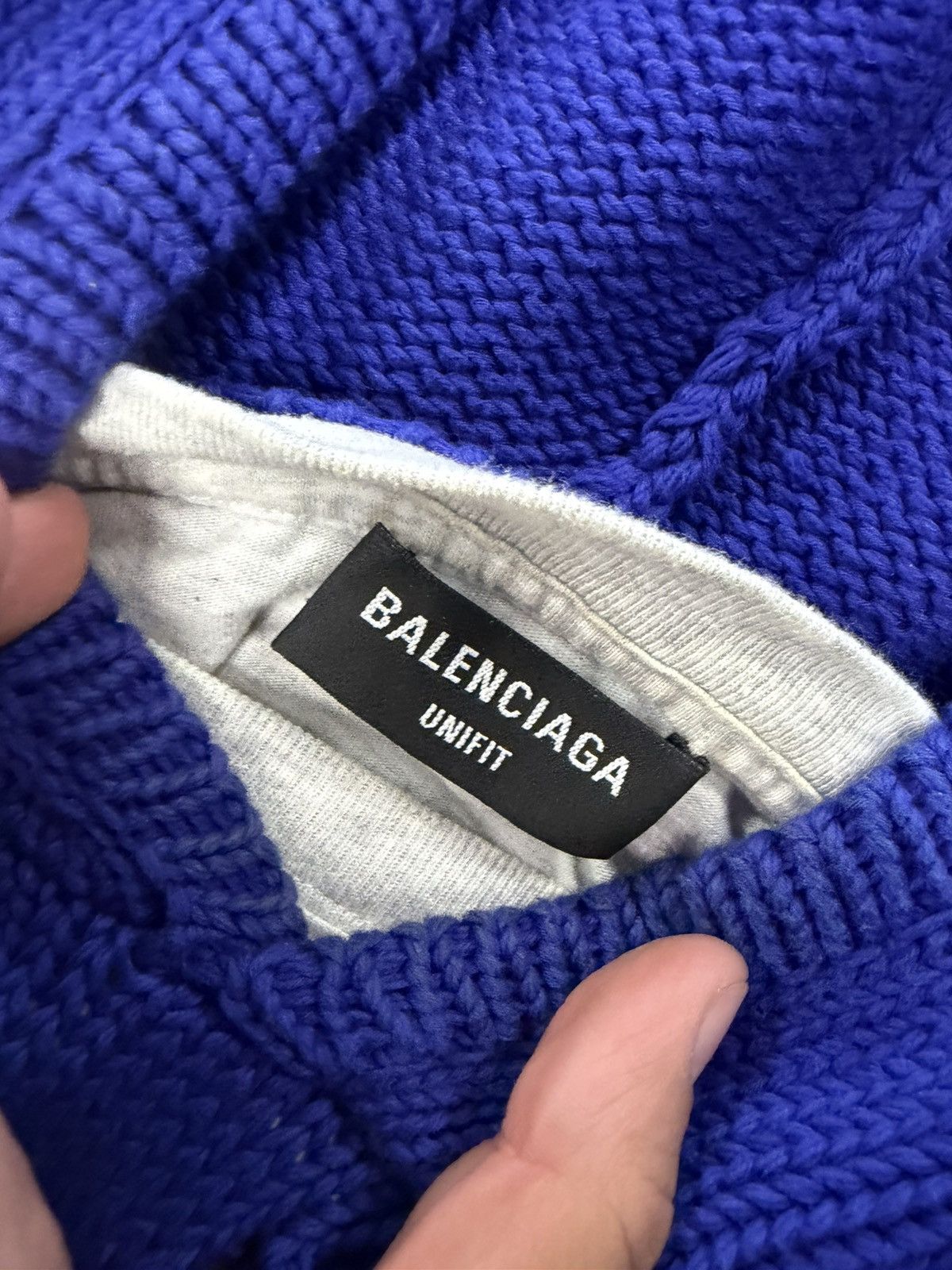 Balenciaga Balenciaga Campaign Distressed Knitwear Size Large Size US L / EU 52-54 / 3 - 2 Thumbnail