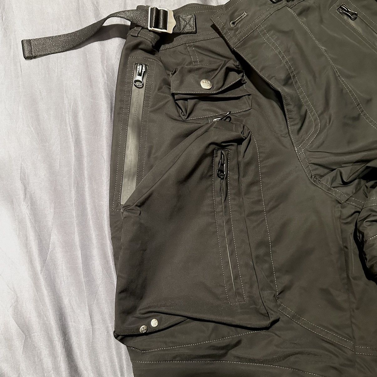 Other Far archive 3D POCKET DETACHABLE PANTS Size US 31 - 4 Thumbnail