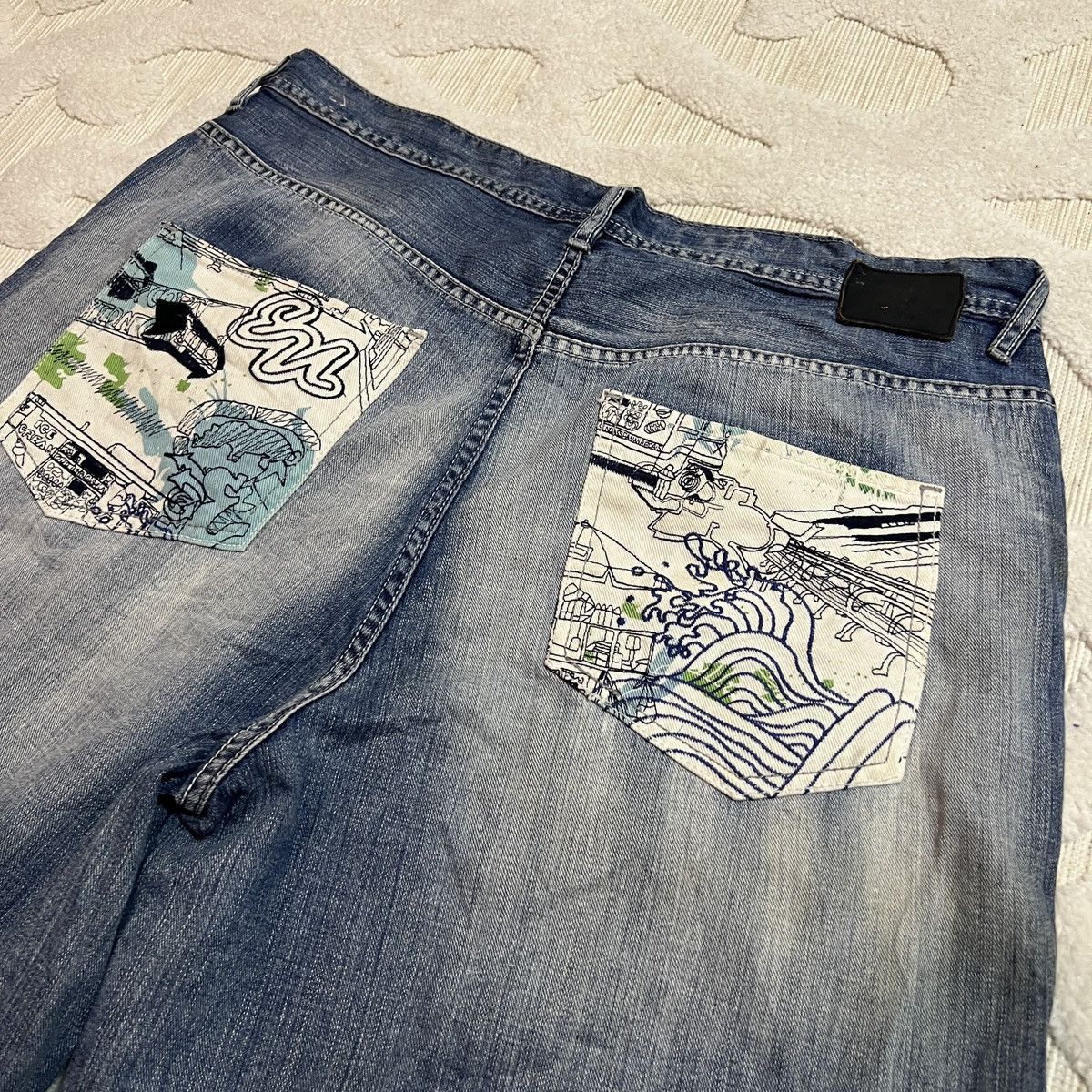 Ecko Unltd. Ecko Unltd Graffiti Shorts Baggy Vintage Y2K Jorts Size 36 Size US 36 / EU 52 - 1 Thumbnail
