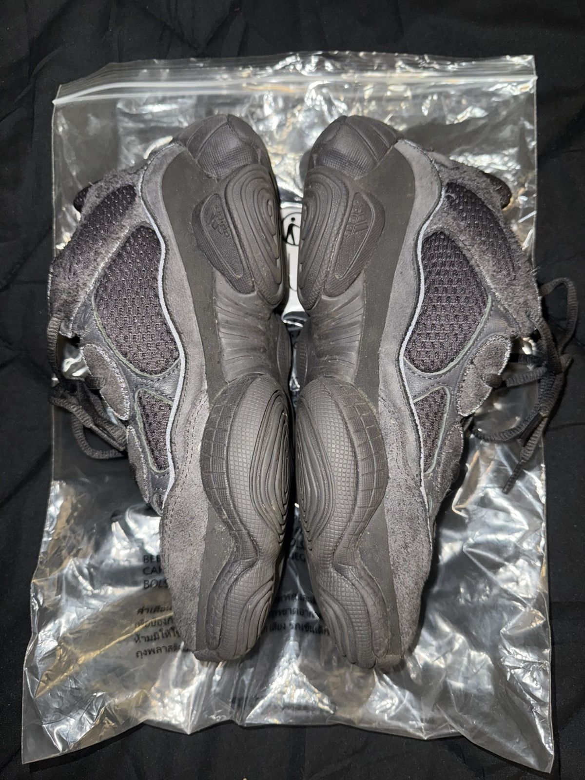 Yeezy Yeezy 500 Utility Black Size US 7.5 / EU 40-41 - 3 Thumbnail