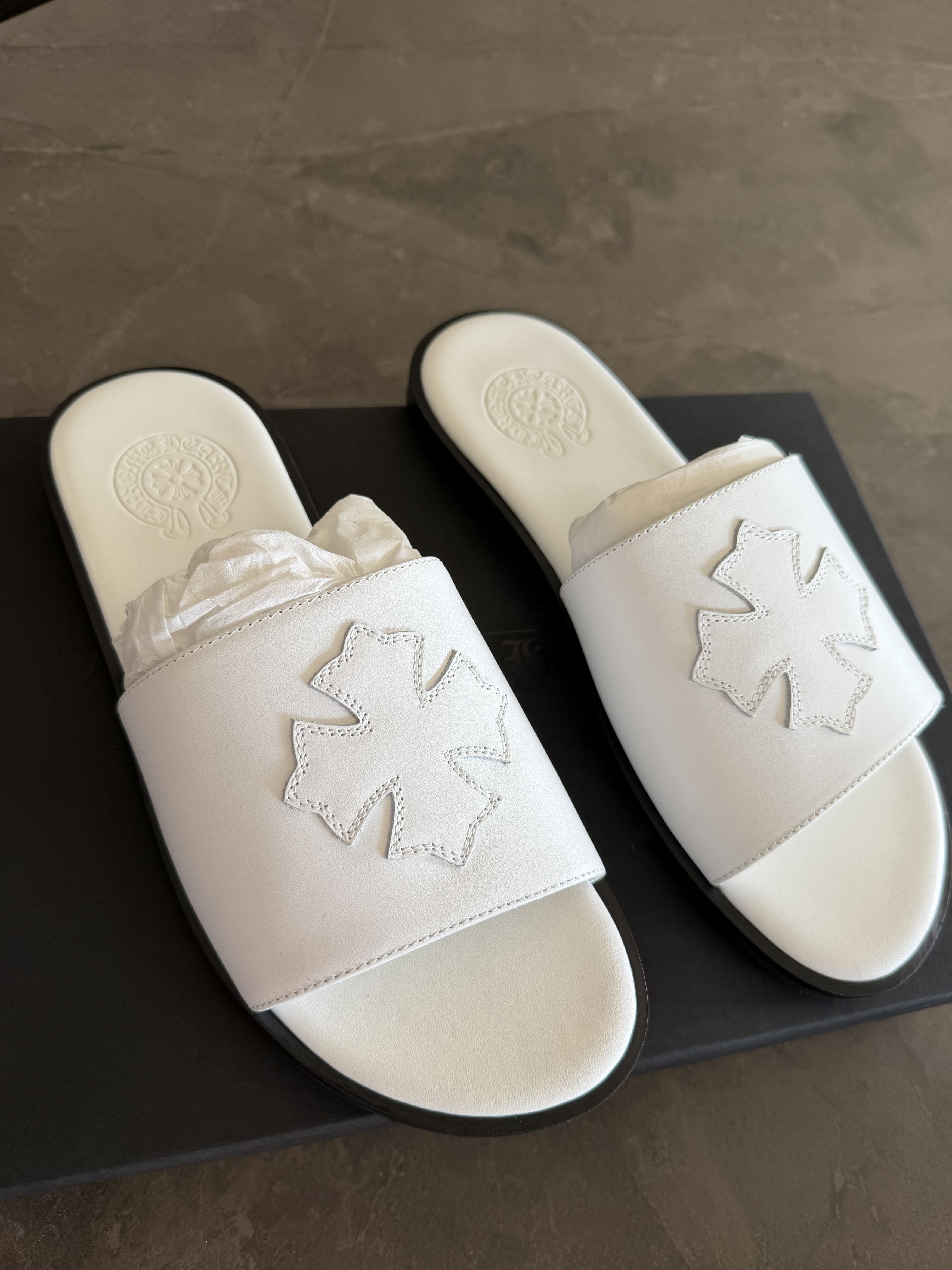 Chrome Hearts CHROME HEARTS 'CROSS PATCH' WHITE SANDALS Size US 11 / IT 41 - 2 Thumbnail