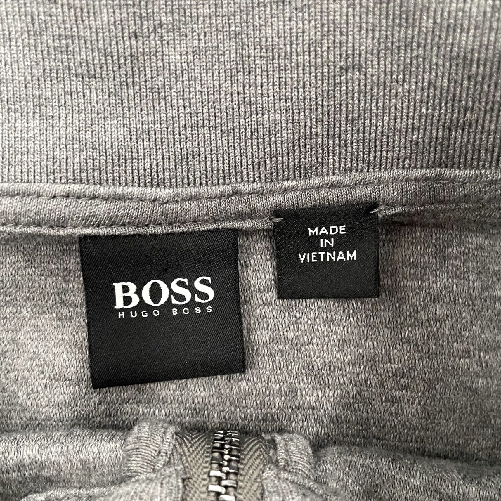 Hugo Boss VINTAGE Hugo Boss Pullover Sweater Adult XL Long Sleeve Solid Gray Logo 1/4 Zip Casual Mens Size US XL / EU 56 / 4 - 6 Thumbnail