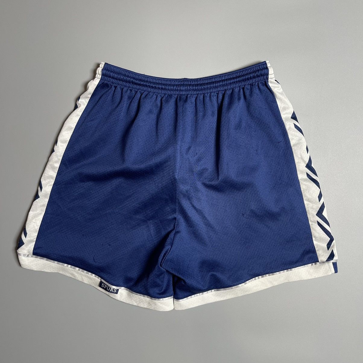 PONY × Vintage TOTTENHAM HOTSPURS PONY 1995/1997 FOOTBALL HOME SHORTS Size US 31 - 7 Thumbnail