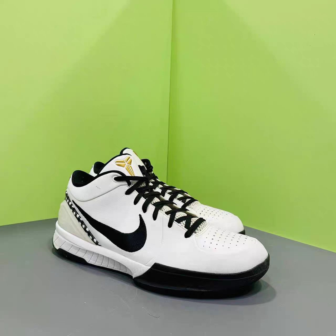 Nike Nike Kobe 4 Protro "Mambacita" Basketball Shoes K15 Size US 12.5 / EU 45-46 - 4 Thumbnail