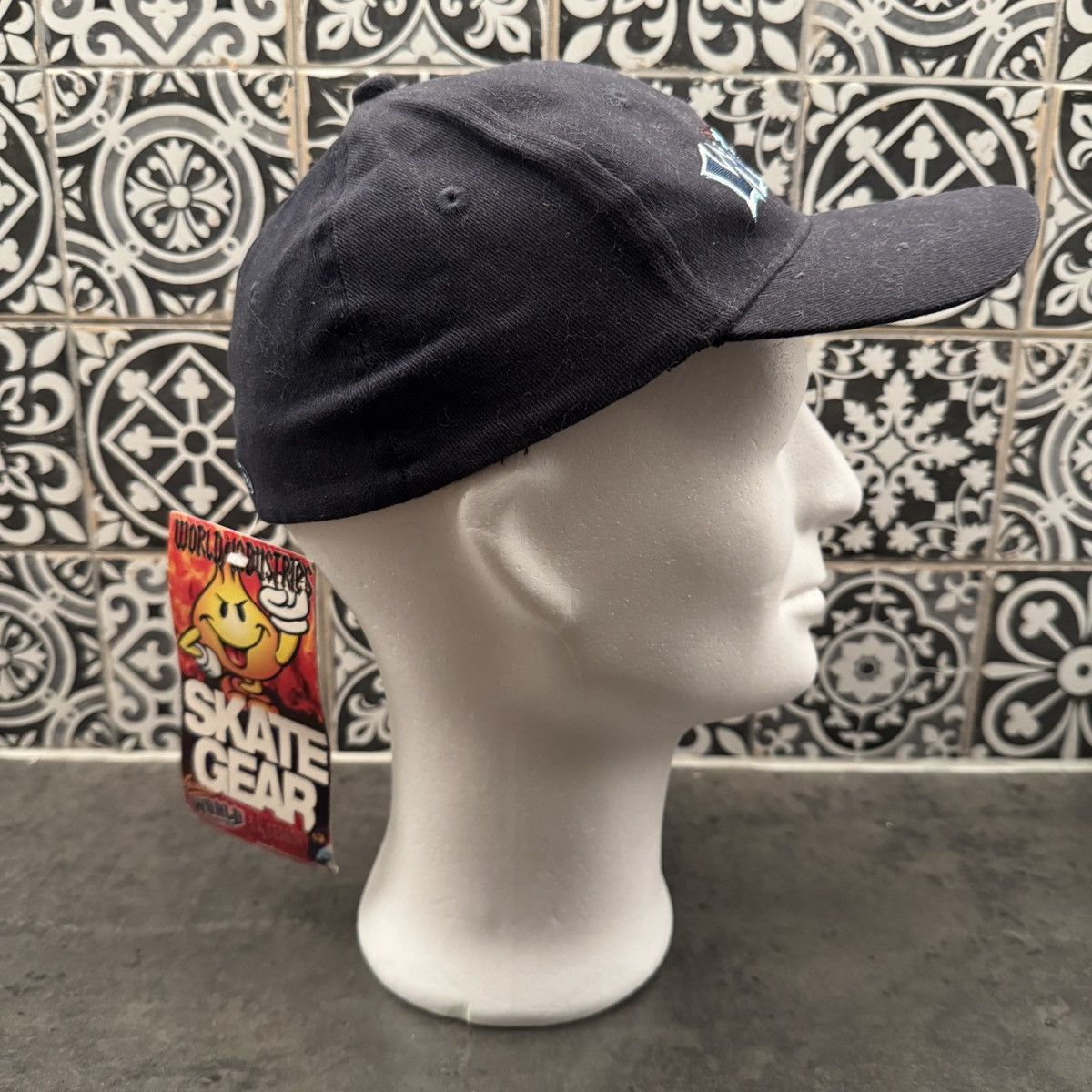 World Industries NWT World Industries Waterboy Youth Cap Size ONE SIZE - 5 Thumbnail