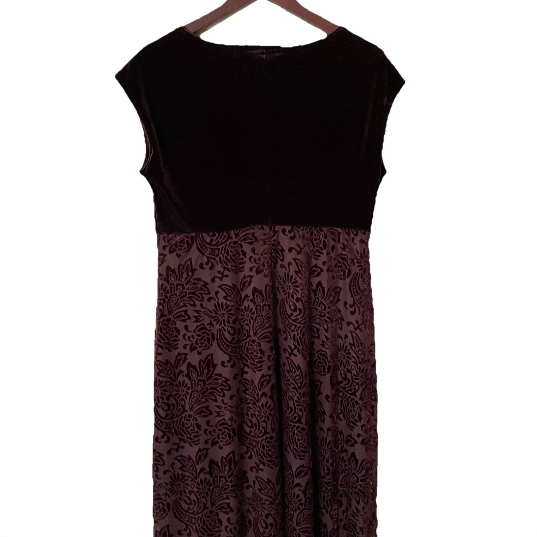MAGGY LONDON VINTAGE Maggy London Dress Womens Large Brown Velvet Jacquard Maxi Whimsigoth Y2 Dress Size L / US 10 / IT 46 - 7 Thumbnail