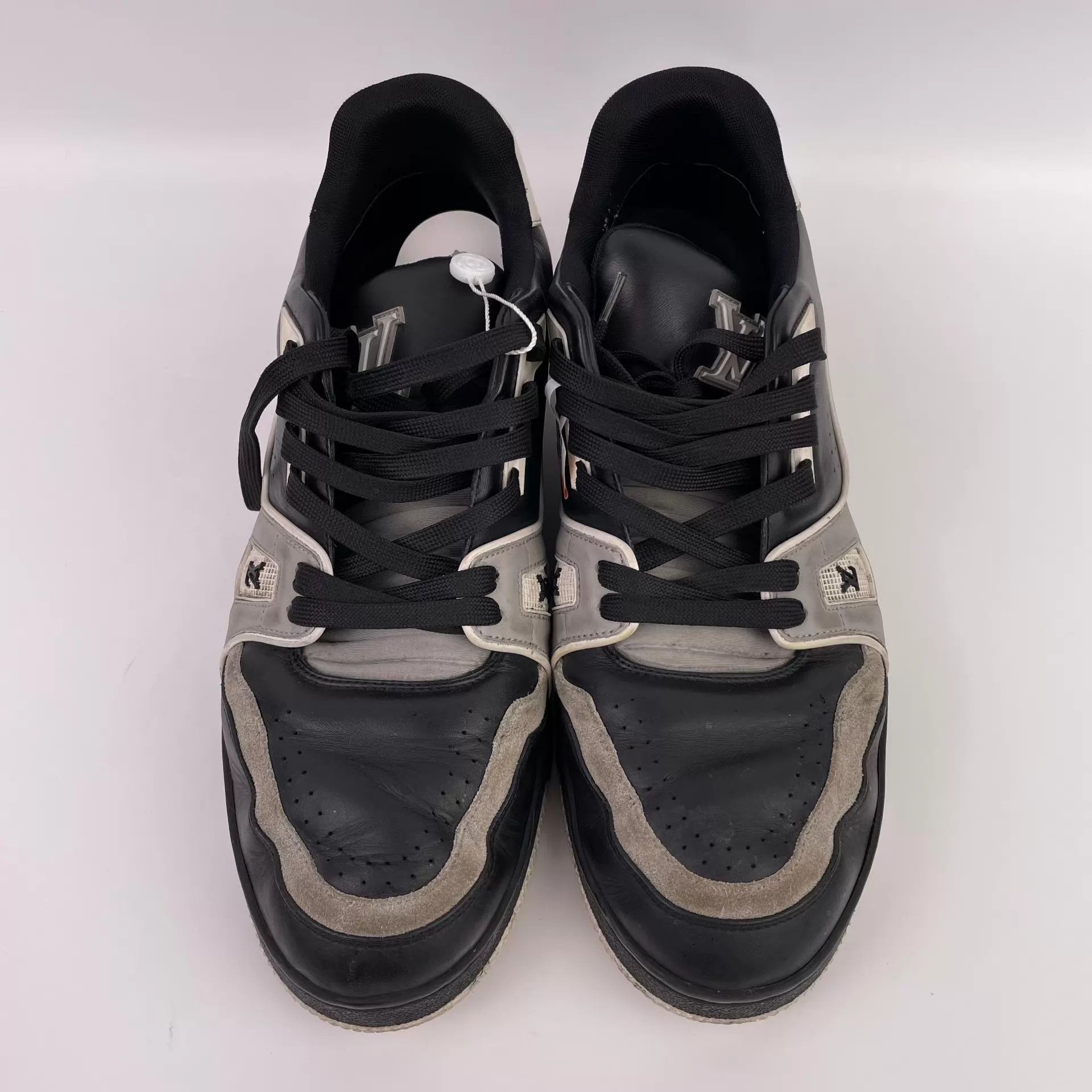 Louis Vuitton LV Trainer Black Leather UK9 Size US 10 / EU 43 - 1 Thumbnail