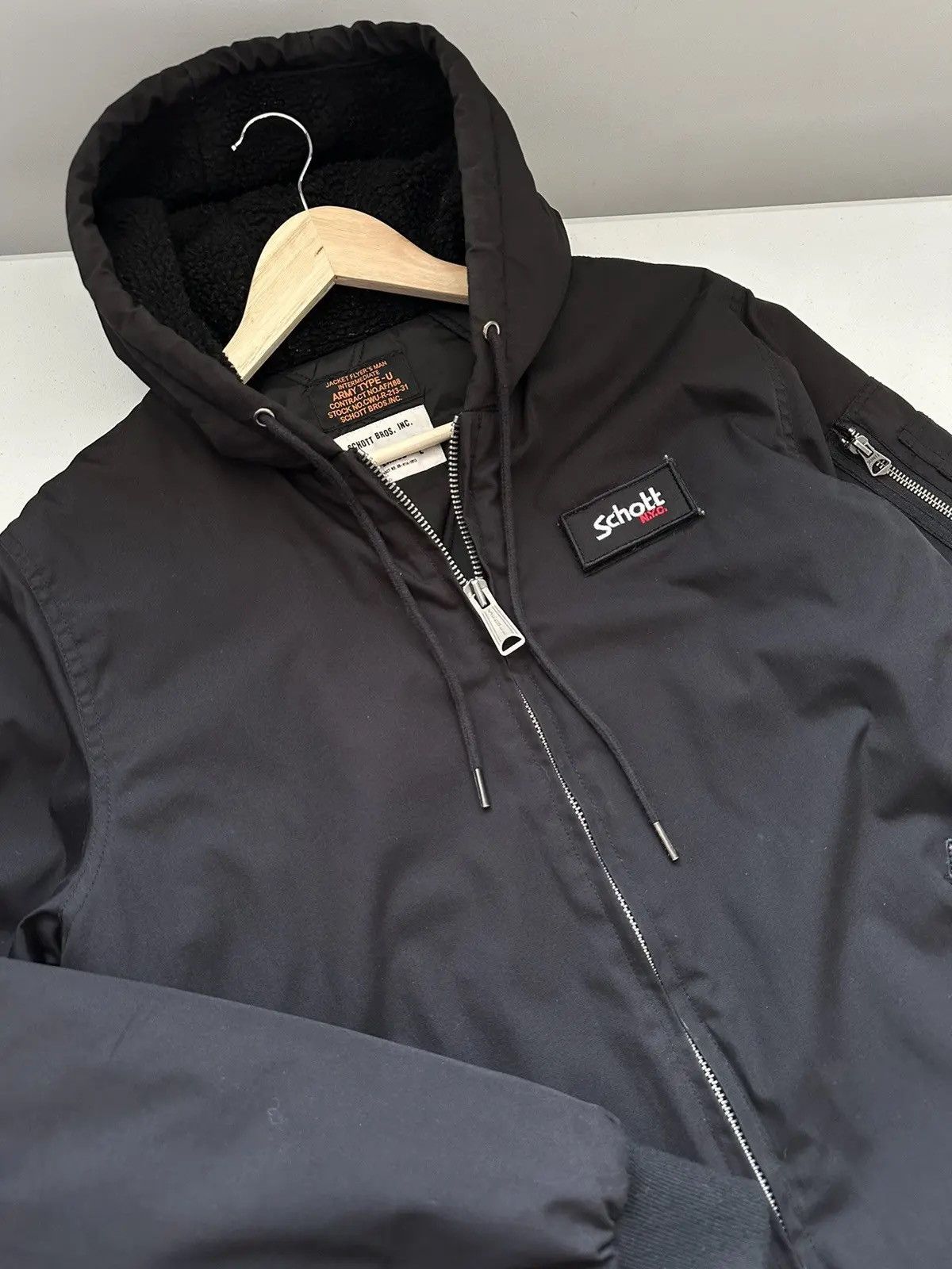 Schott Vintage Y2k Schott Nyc Bomber Hooded Jacket Zip Size US L / EU 52-54 / 3 - 6 Thumbnail