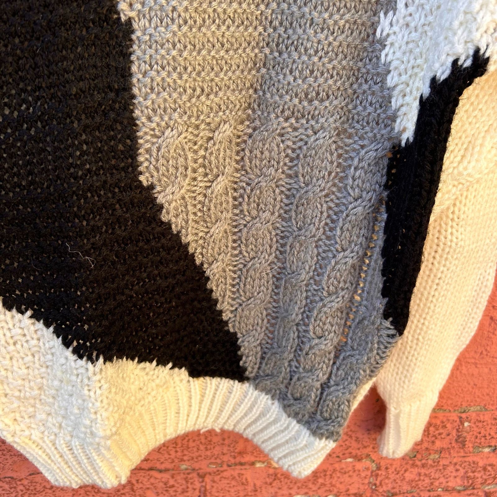 Vintage Vintage 90s Geometric Knitted Sweater Size Large Size US L / EU 52-54 / 3 - 4 Thumbnail