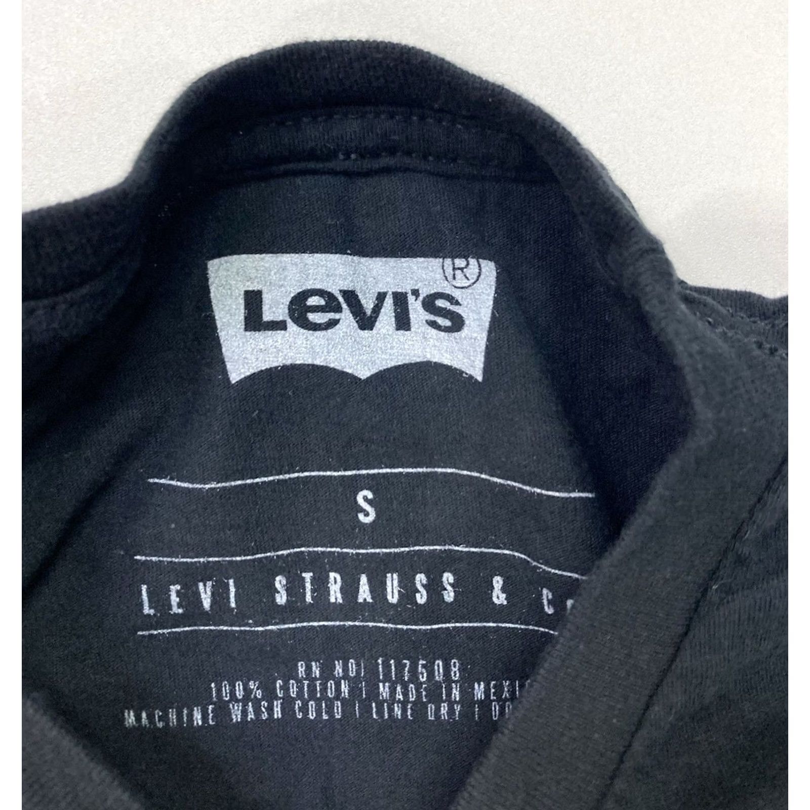 Levi's Levi’s Graphic T-shirt Men Small Black Short Sleeve Eagle Logo Crew Neck T-Shirt Regular Cotton All Seasons Vintage? Size US M / EU 48-50 / 2 - 4 Thumbnail