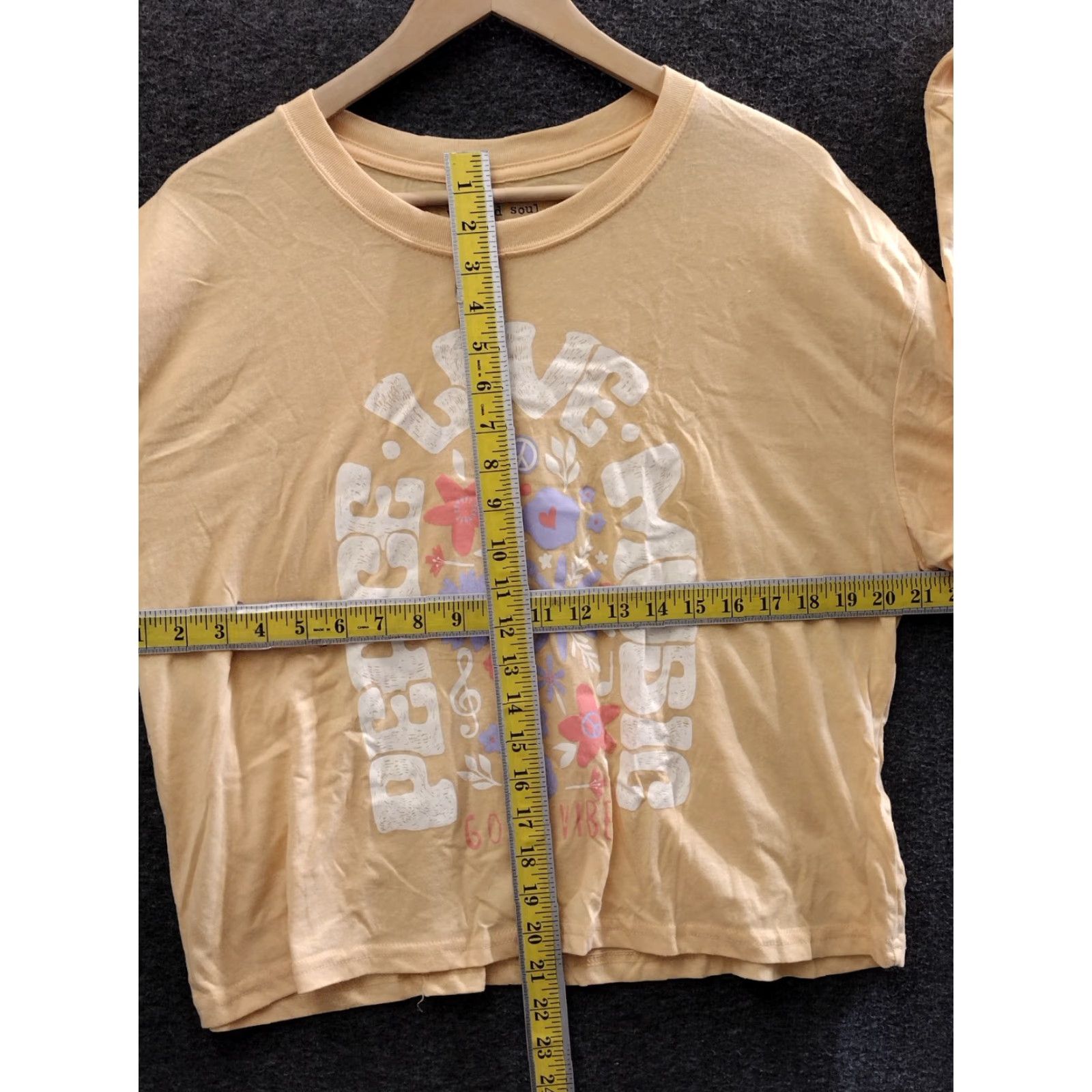 Vintage Weekend Soul Women’s Peace Love Music Long Sleeve Tee Yellow L Shirt Size L / US 10 / IT 46 - 4 Thumbnail