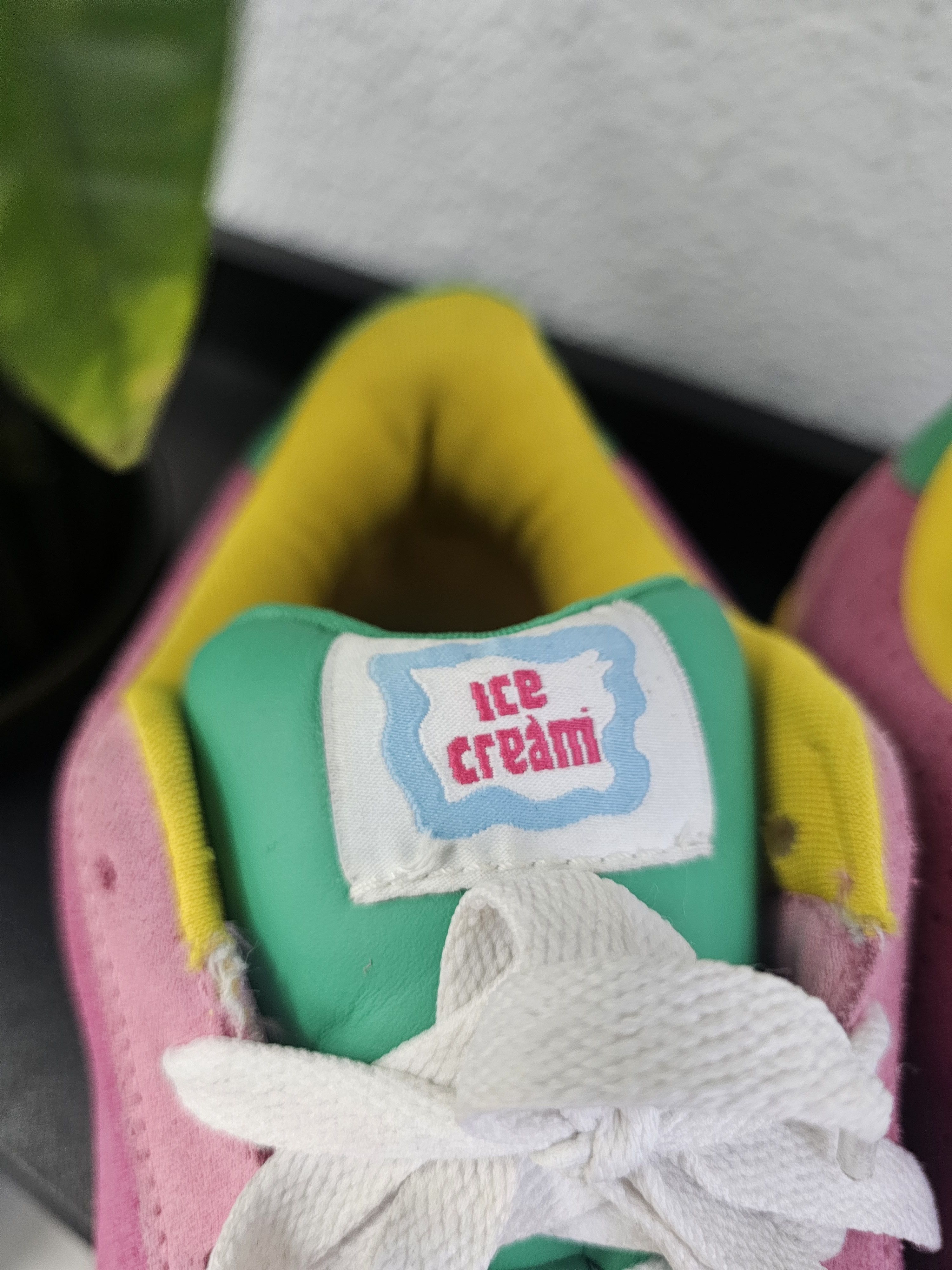 Icecream × Reebok BBC Ice cream x Pharrell x Reebok Board Flip Sneakers Size US 10 / EU 43 - 9 Thumbnail