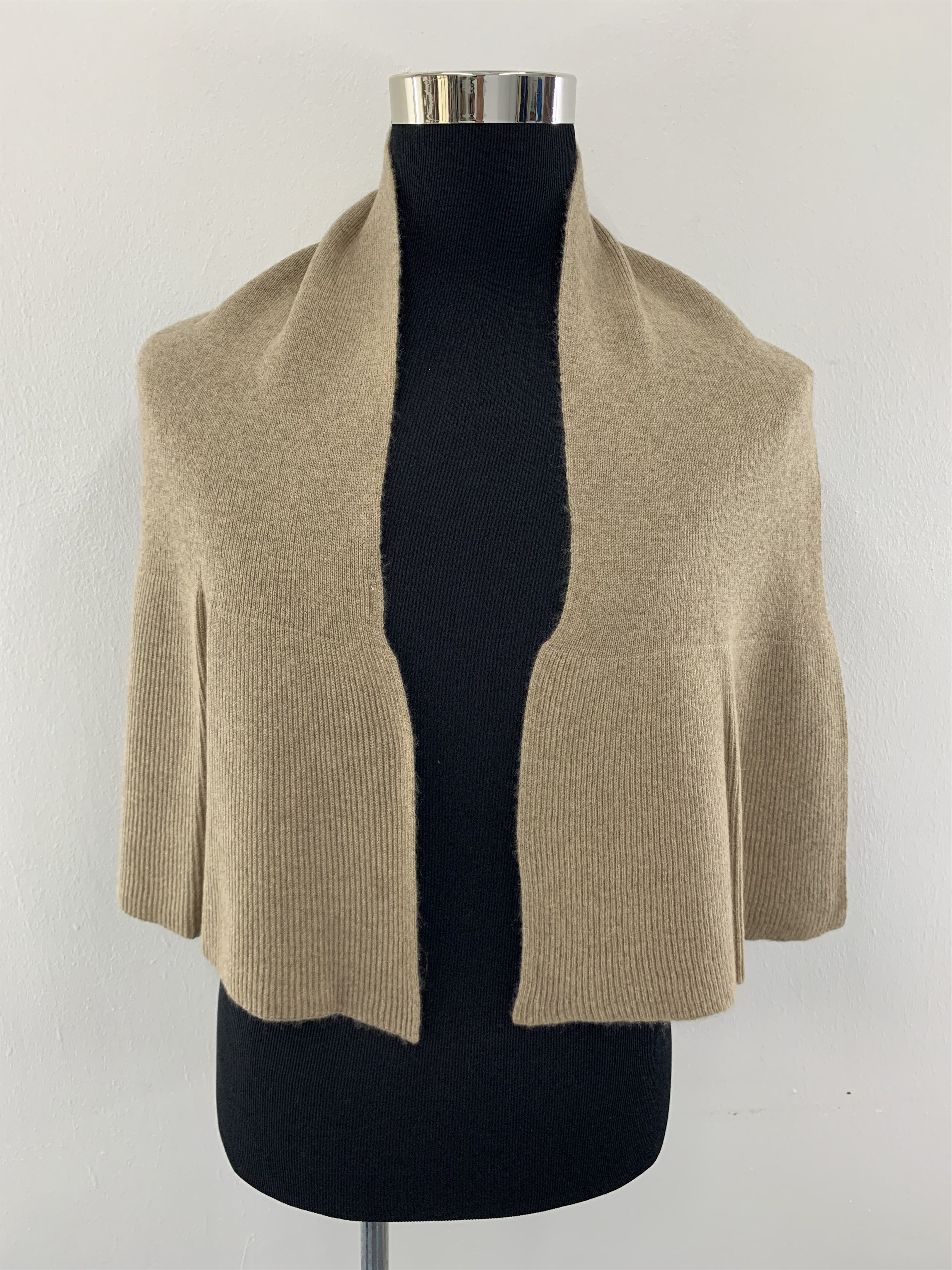 Pierre Balmain Pierre Balmain Scarf Wool Muffler Neck Wrap BL5215 Size ONE SIZE - 1 Thumbnail