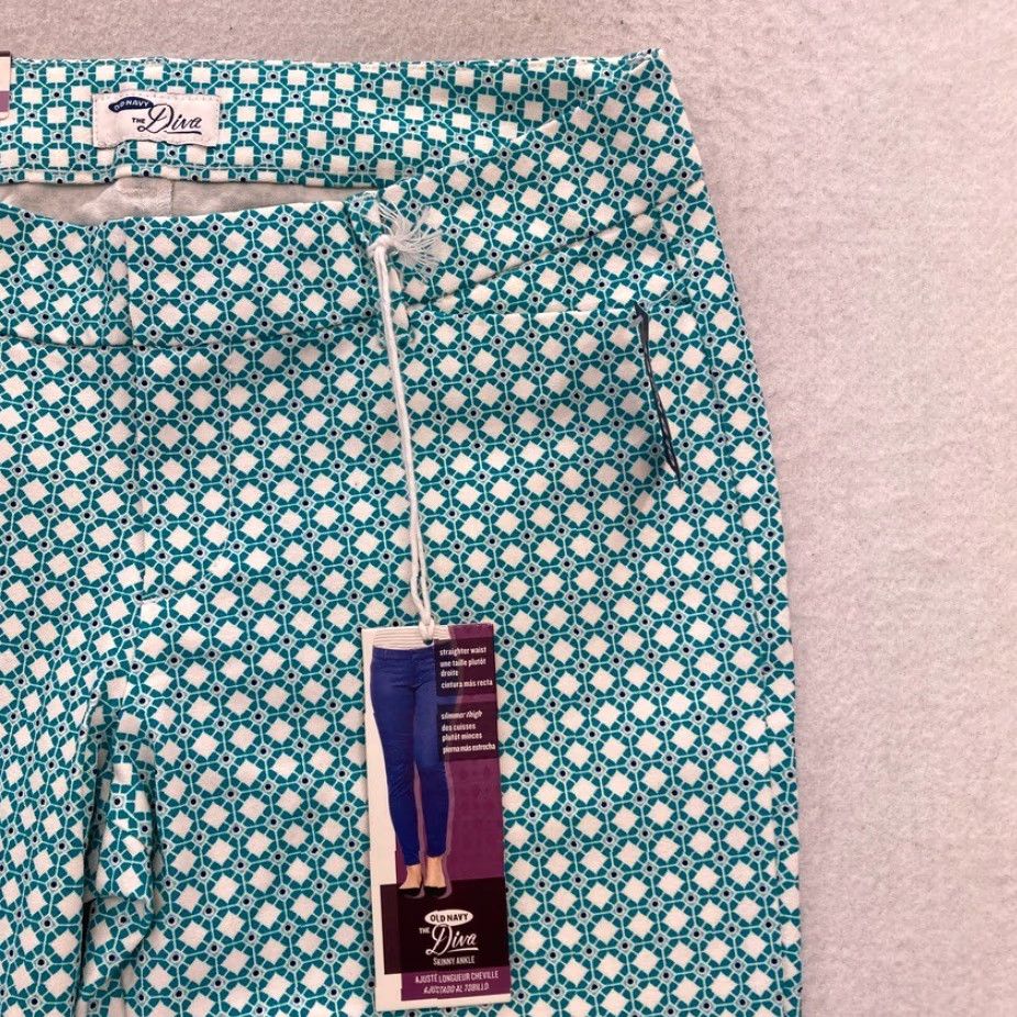 Old Navy Old Navy The Diva Pants Women's 4 Blue Stretch Fabric Slim Leg Ankle Crop Chino Size 27" / US 4 / IT 40 - 3 Thumbnail