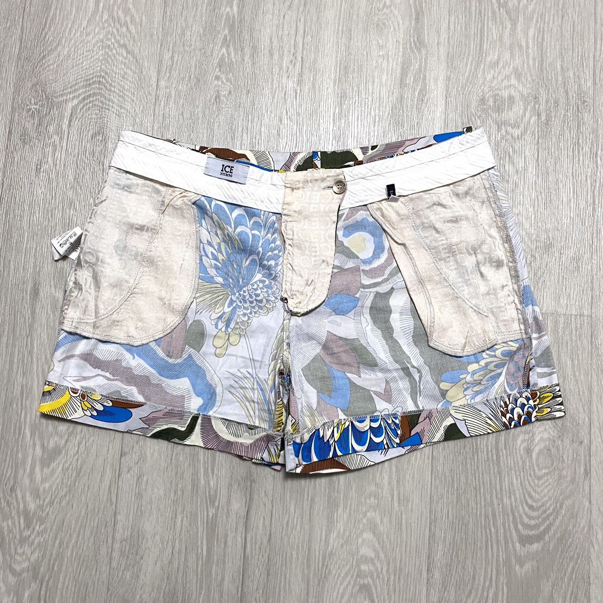Iceberg Women’s Iceberg Full Print Floral Flower Cotton Shorts Size 28" / US 6 / IT 42 - 13 Thumbnail
